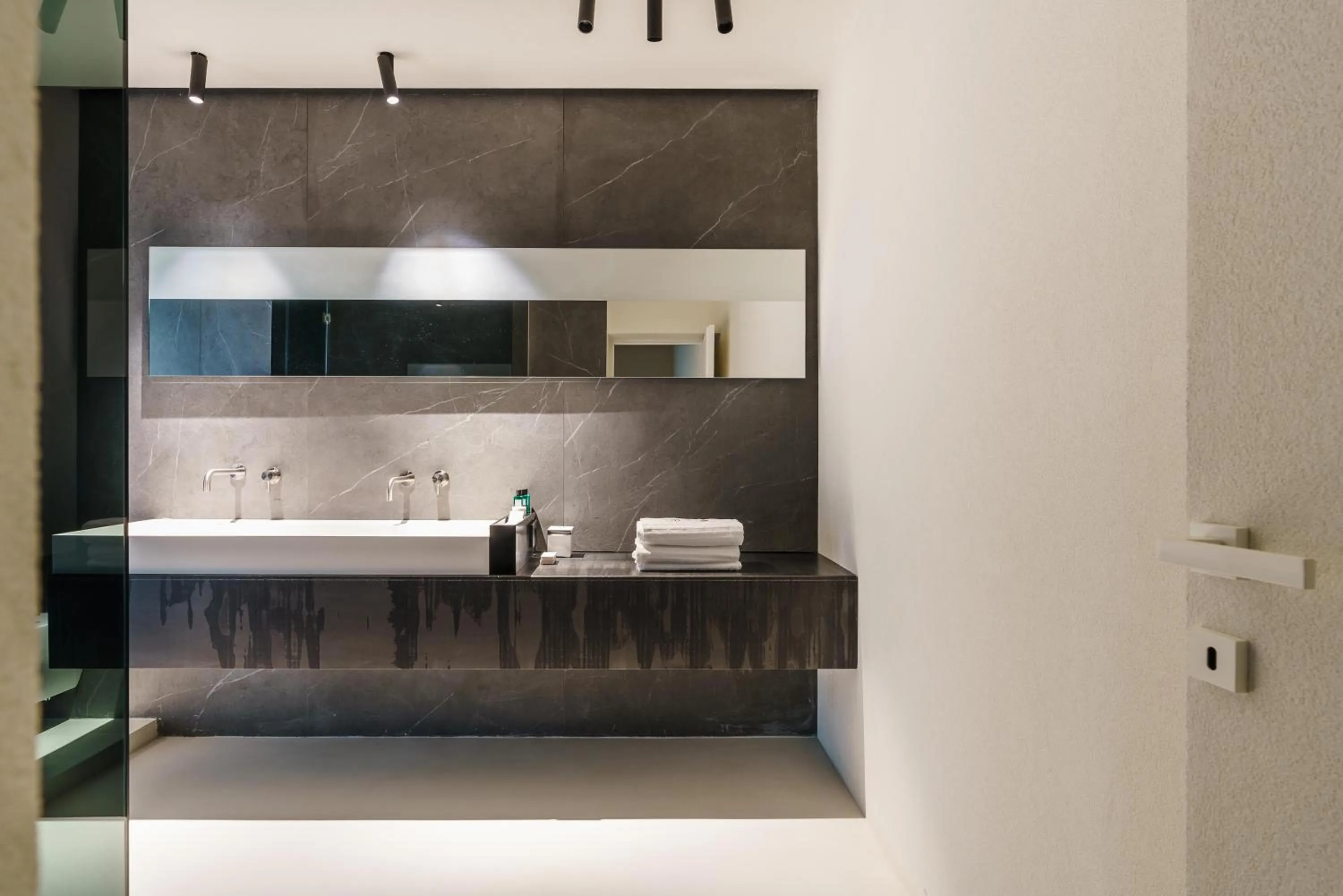 Shower in Meo Design Suites & Spa