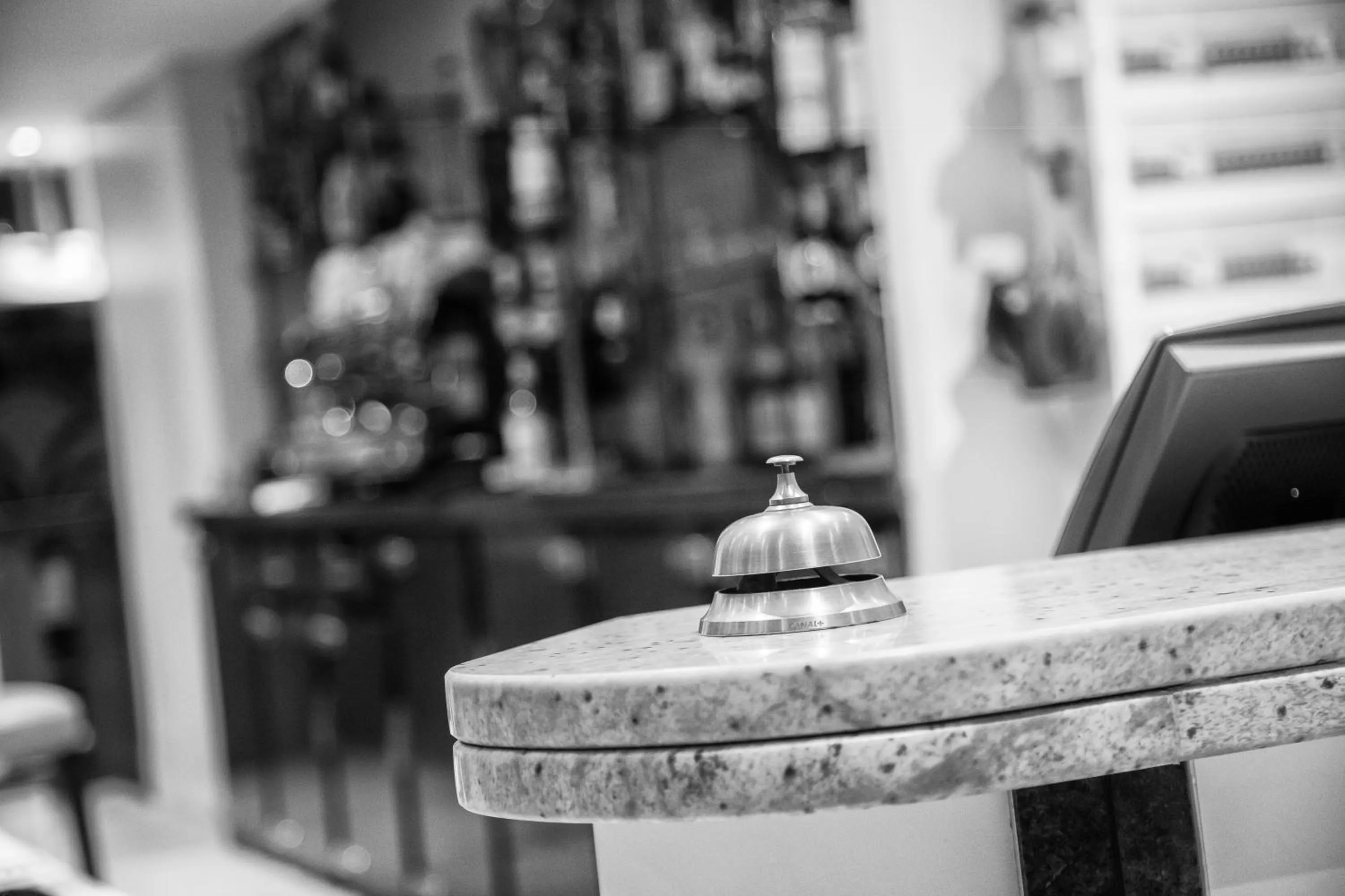 Lobby or reception in Hôtel Le Tivoli