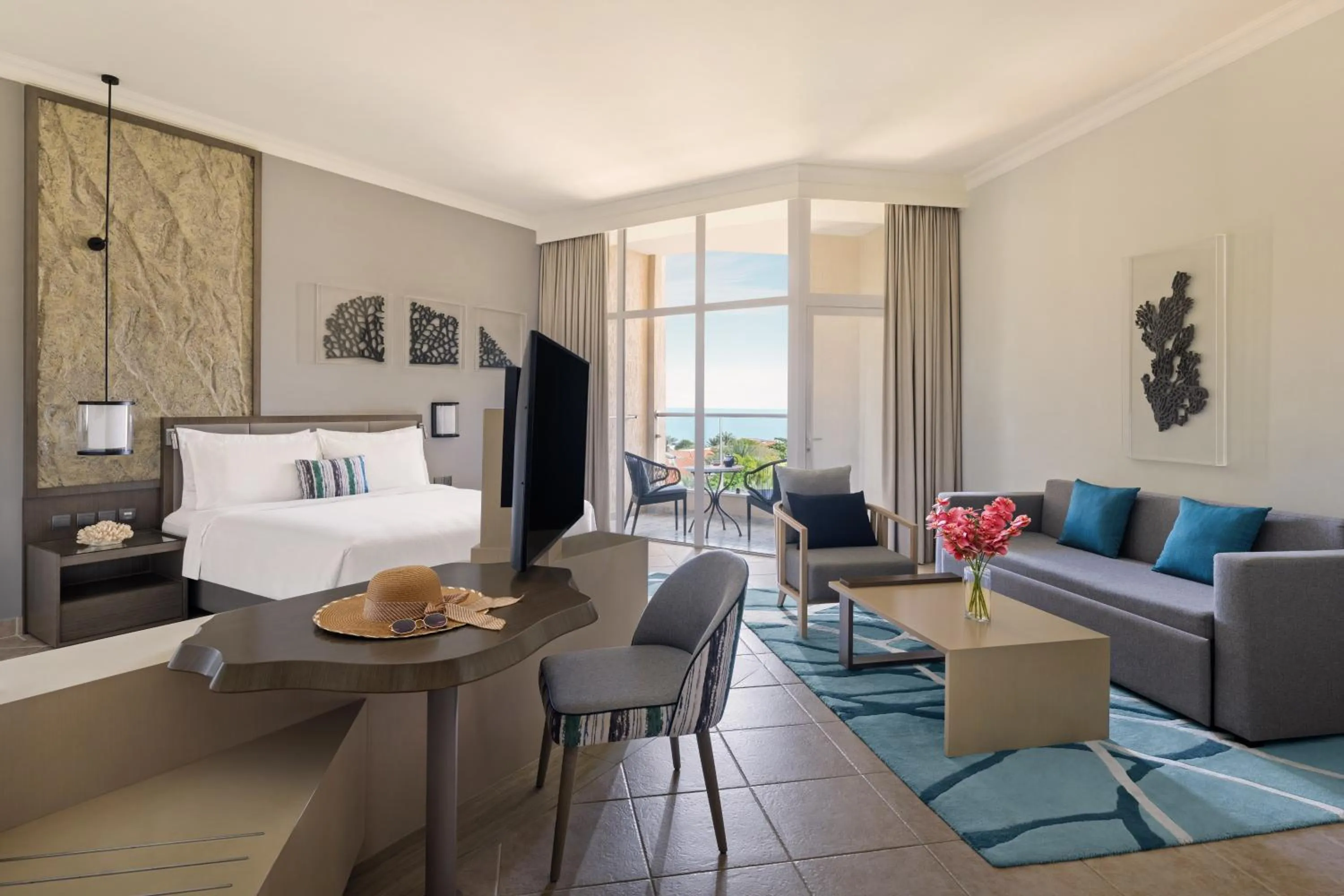 Bedroom in Fujairah Rotana Resort & Spa - Al Aqah Beach