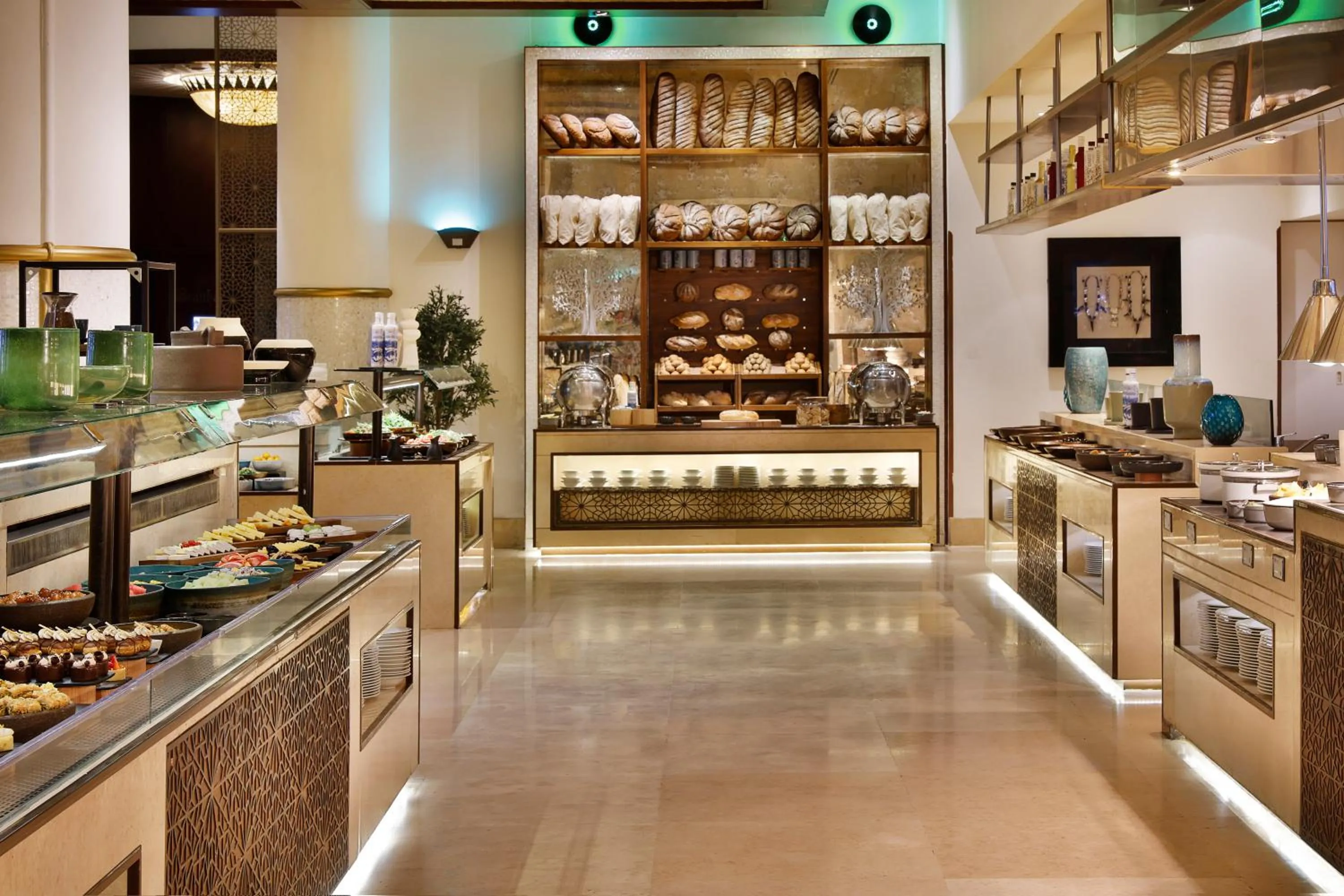 Breakfast in Beach Rotana - Abu Dhabi