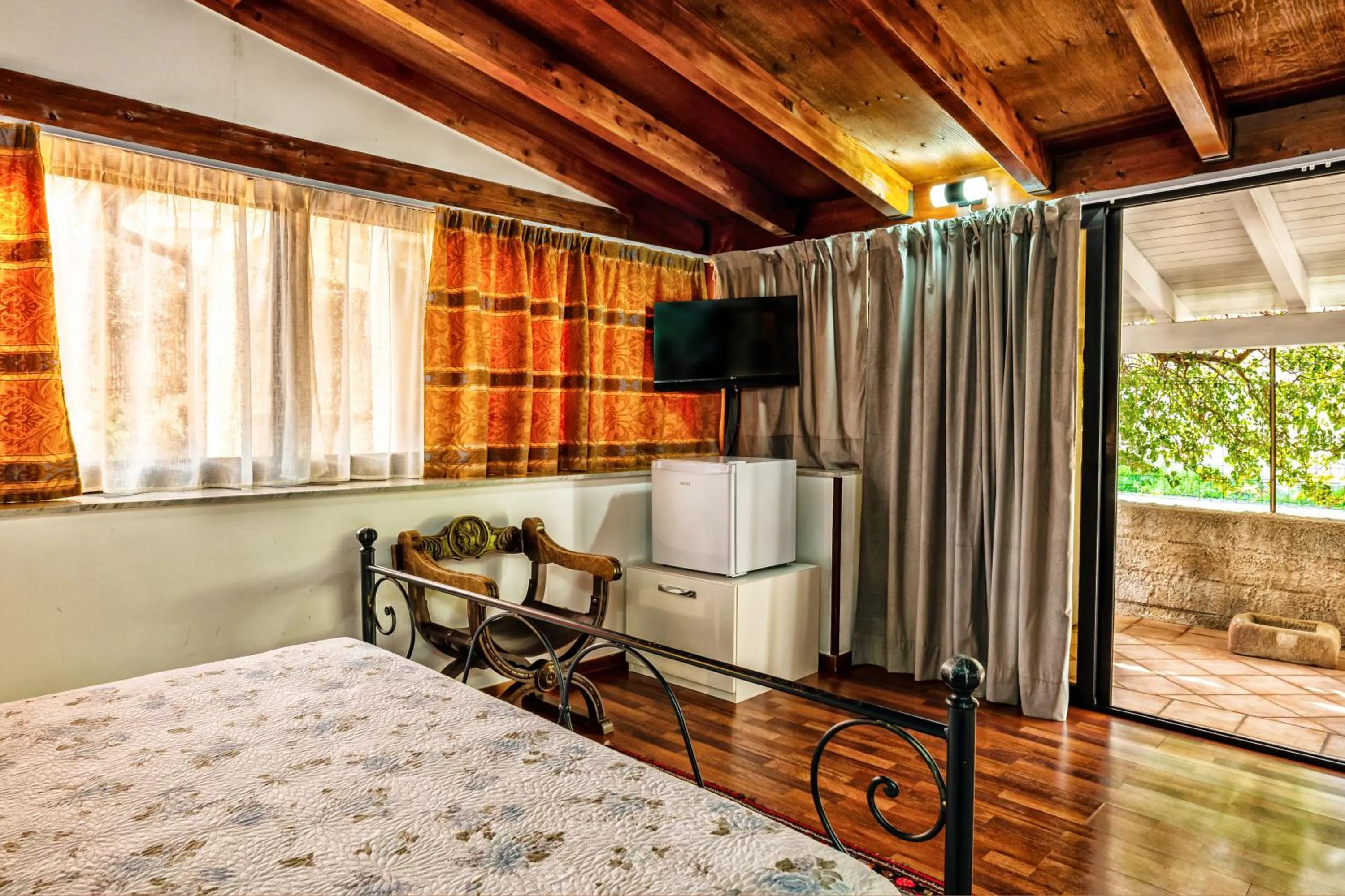 TV and multimedia in B&B Villa Bency