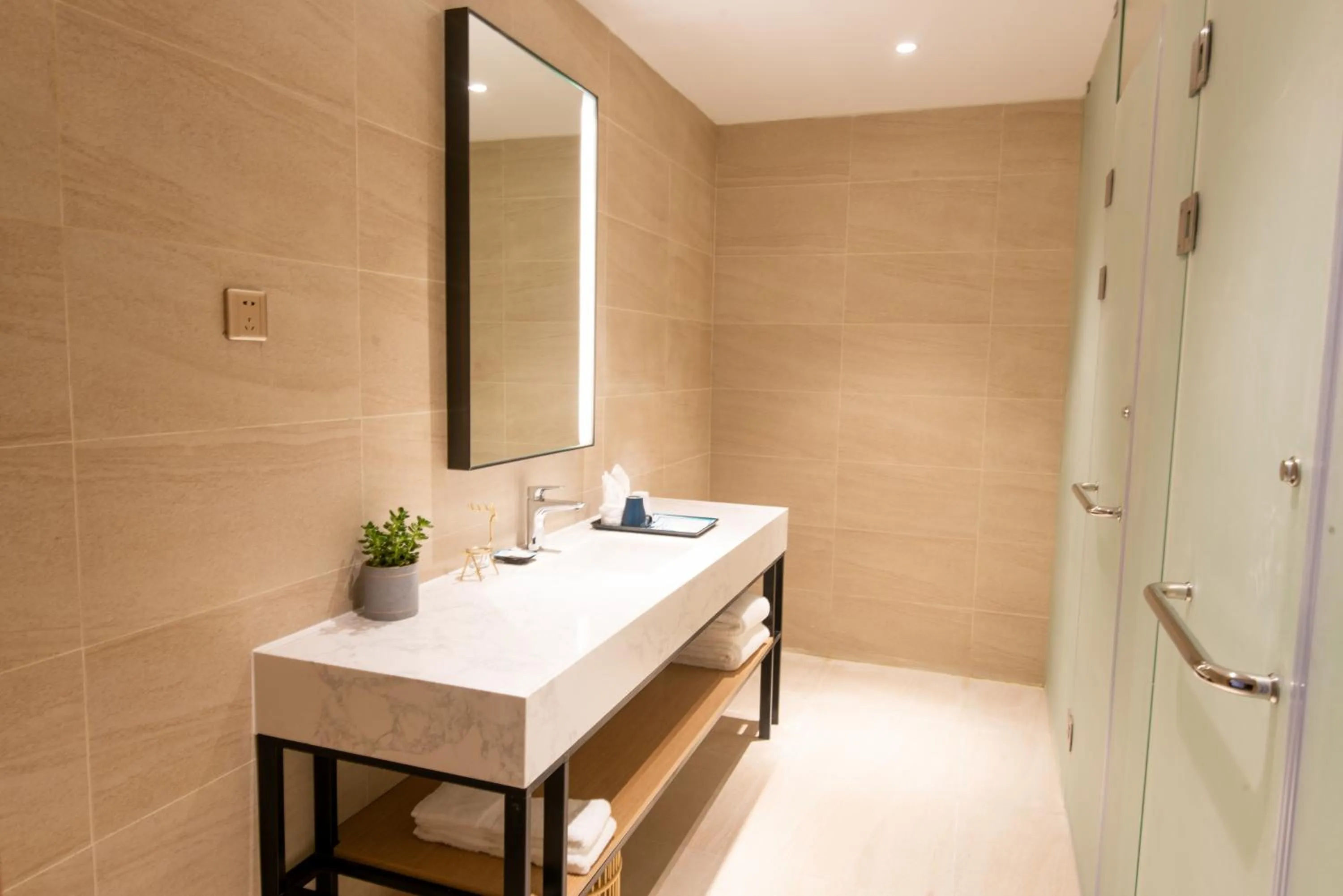 Toilet in Hangzhou Upper Inn