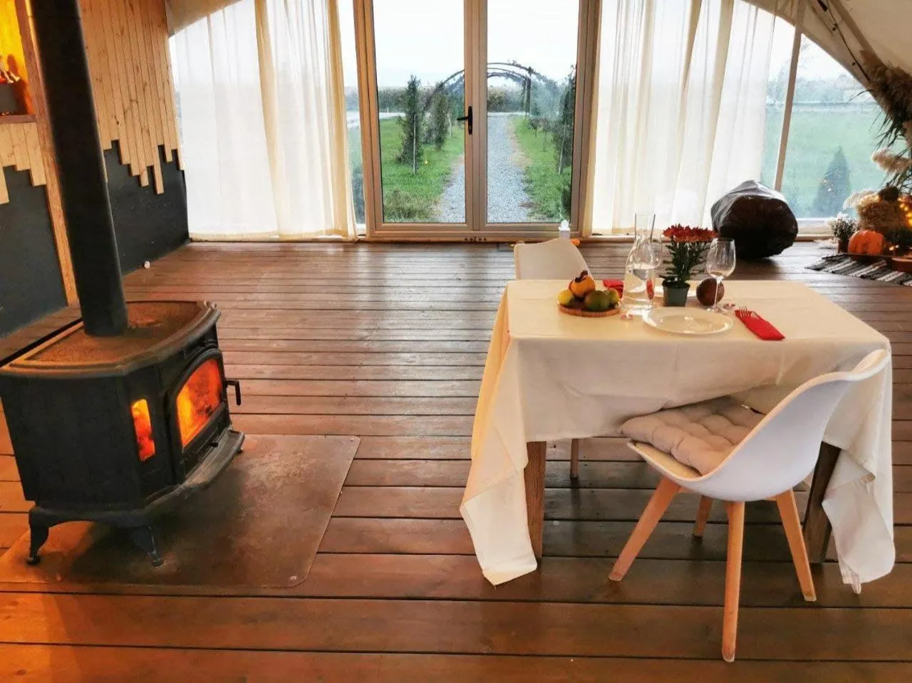 Jewelberry Glamping Hotel Tbilisi