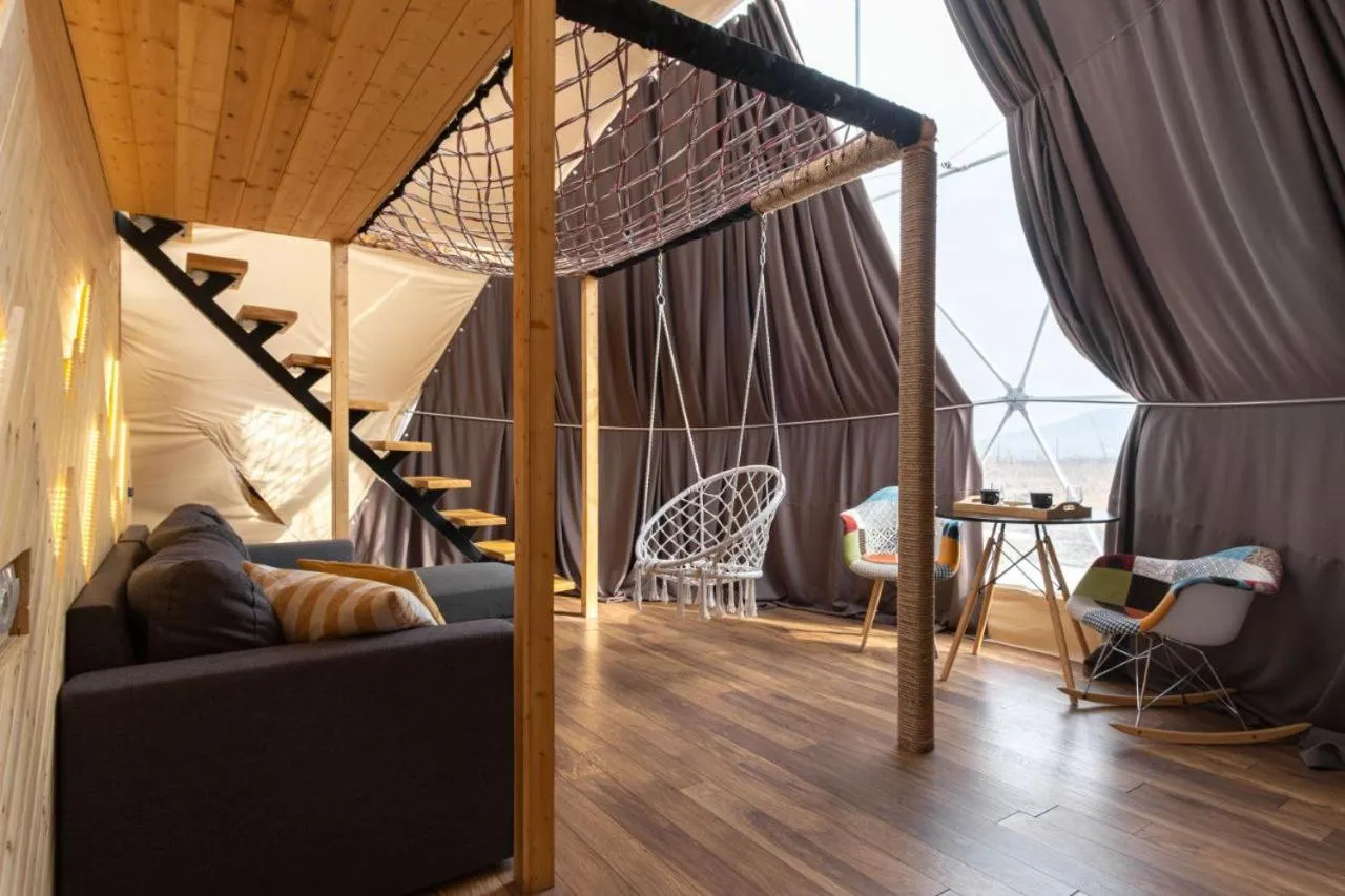 Living room, Seating Area in Jewelberry Glamping Hotel Tbilisi
