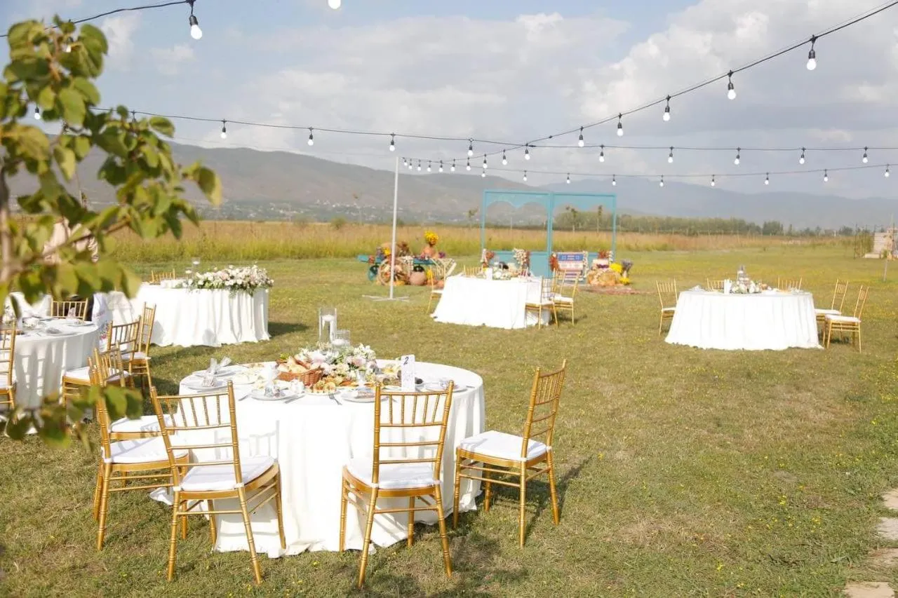 Banquet Facilities in Jewelberry Glamping Hotel Tbilisi