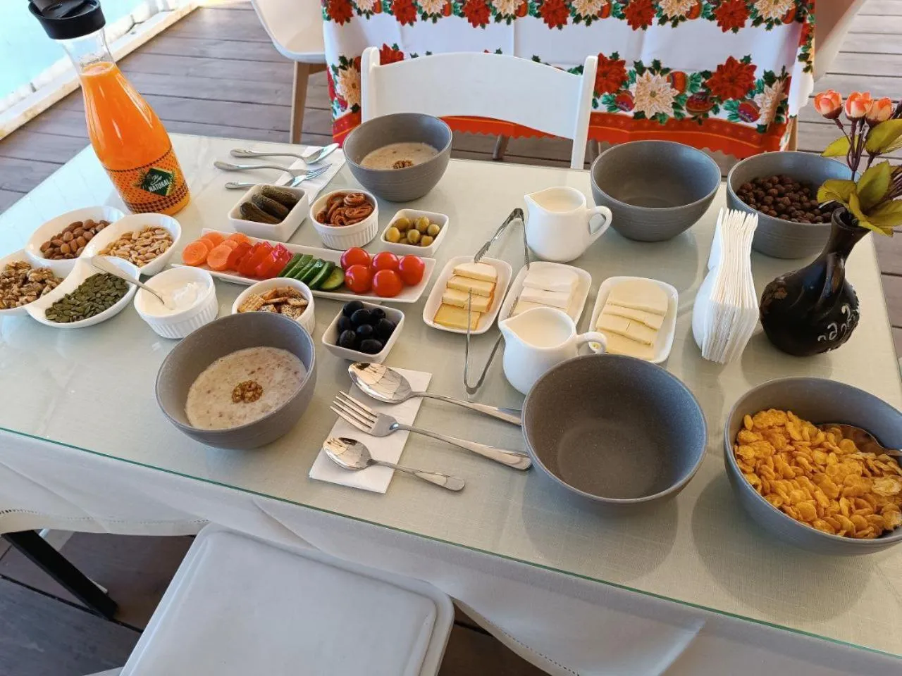 Breakfast in Jewelberry Glamping Hotel Tbilisi