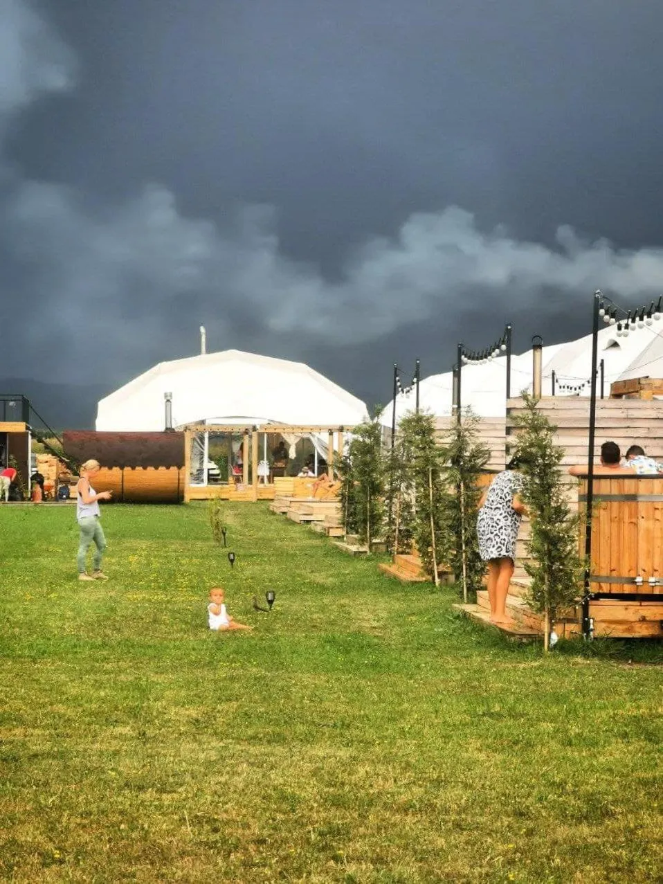 Garden in Jewelberry Glamping Hotel Tbilisi