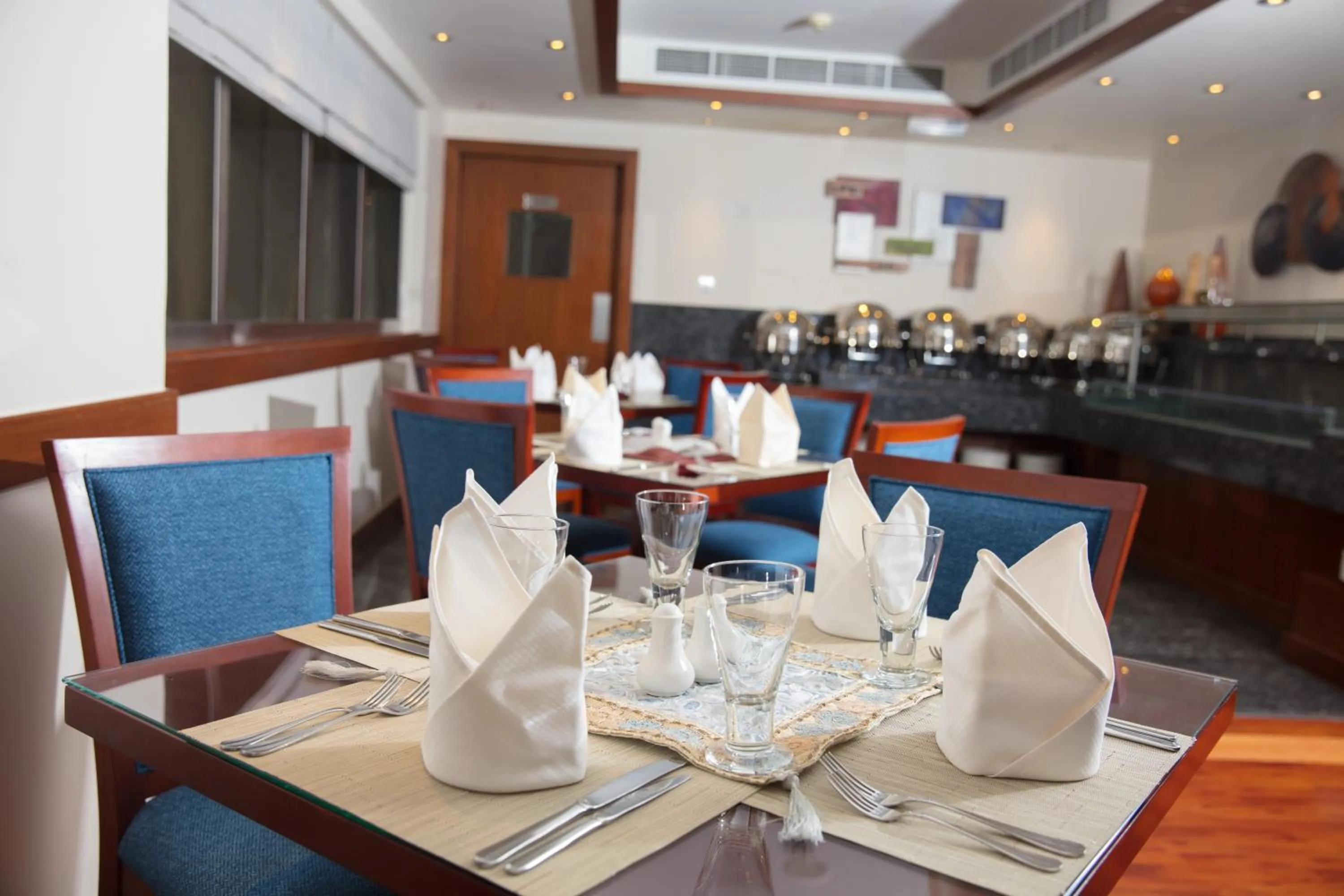 Restaurant/places to eat in Al Rawda Arjaan by Rotana, Abu Dhabi