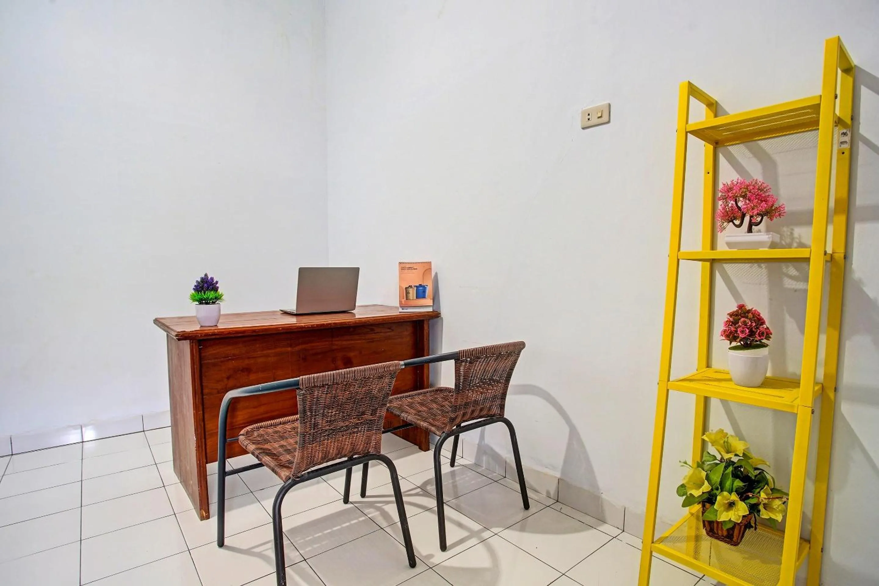 Lobby or reception in OYO 3994 Wisma Amalia