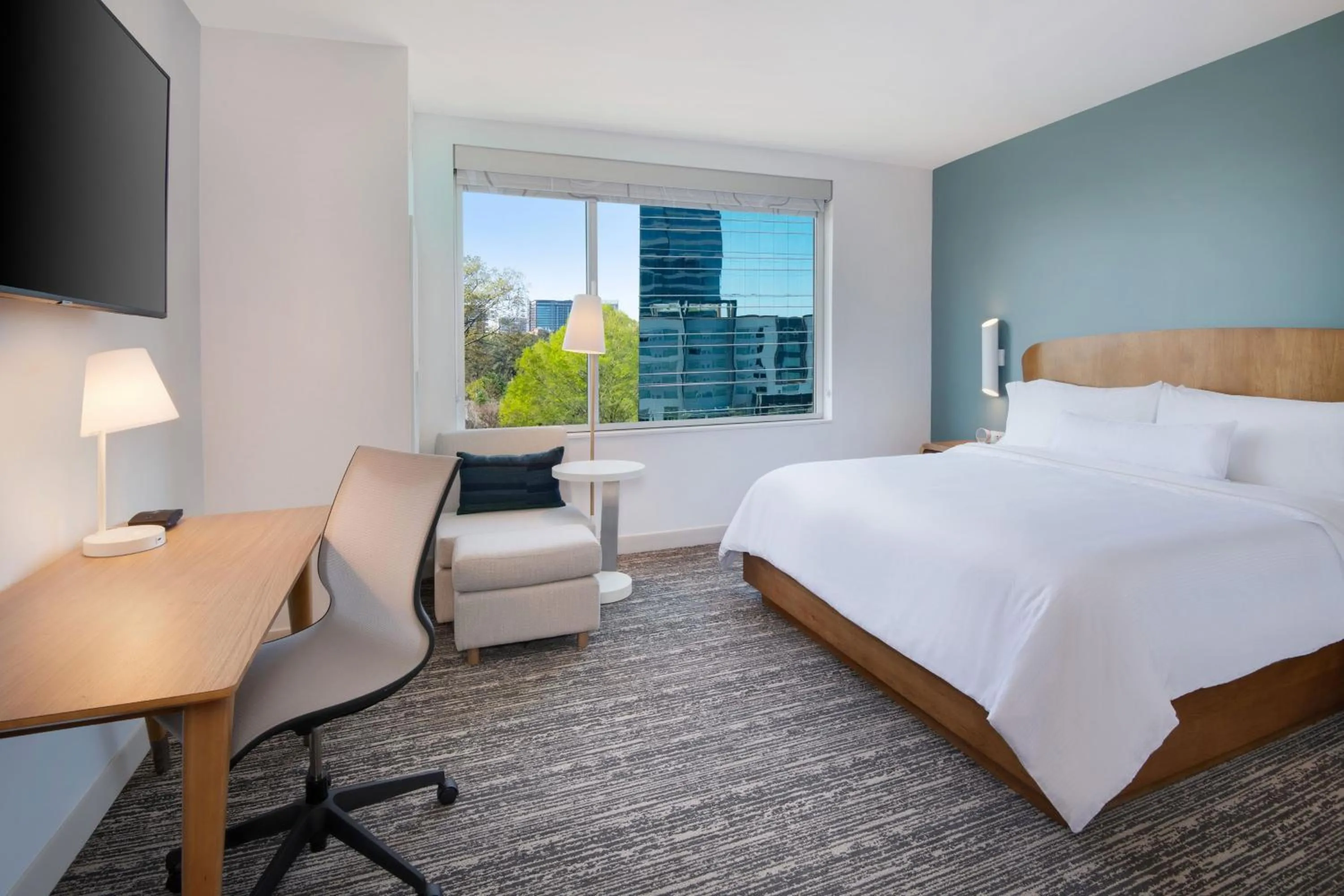 Bedroom, Bed in Element Atlanta Buckhead