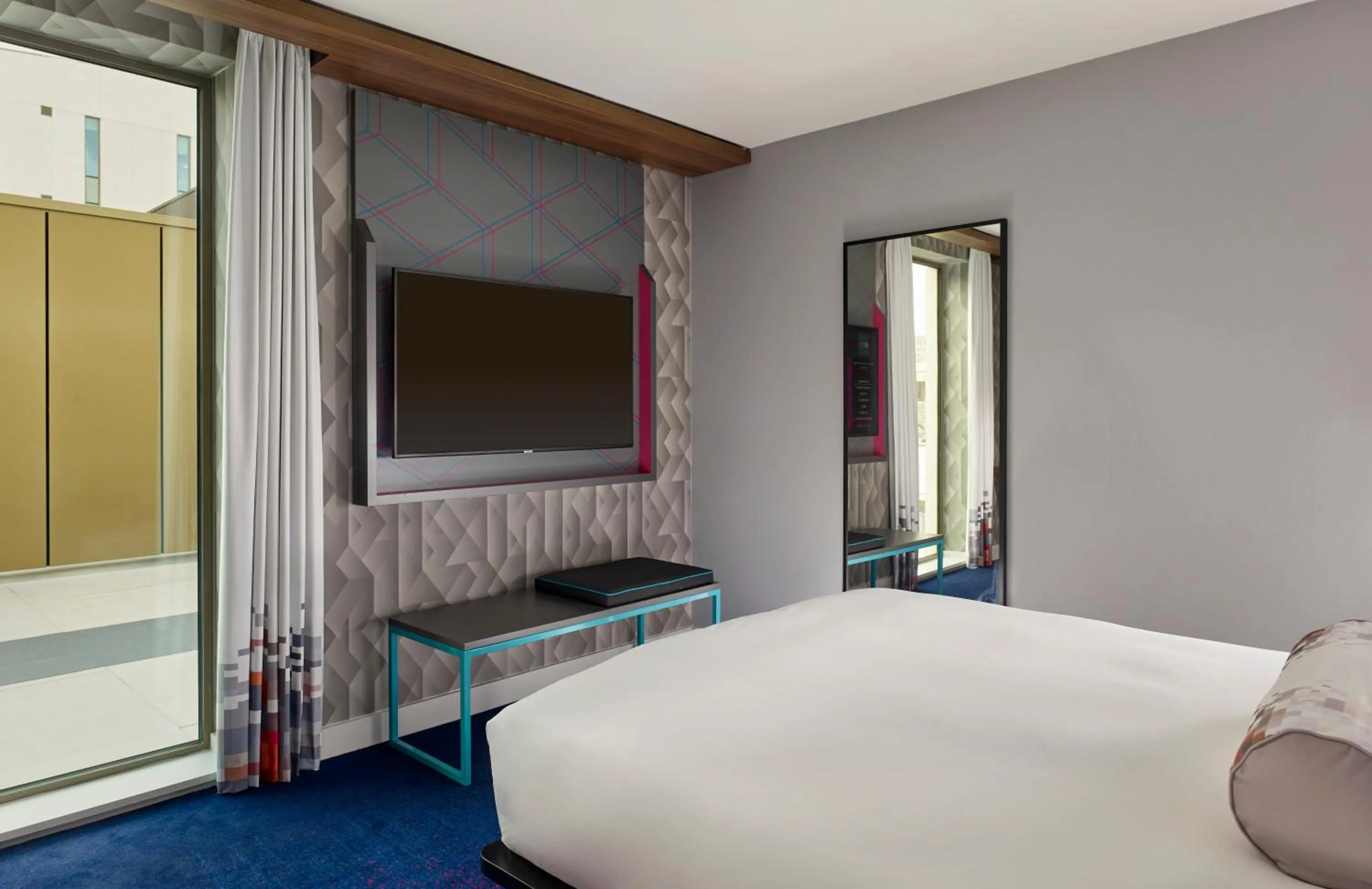 Bed in Aloft Birmingham Eastside