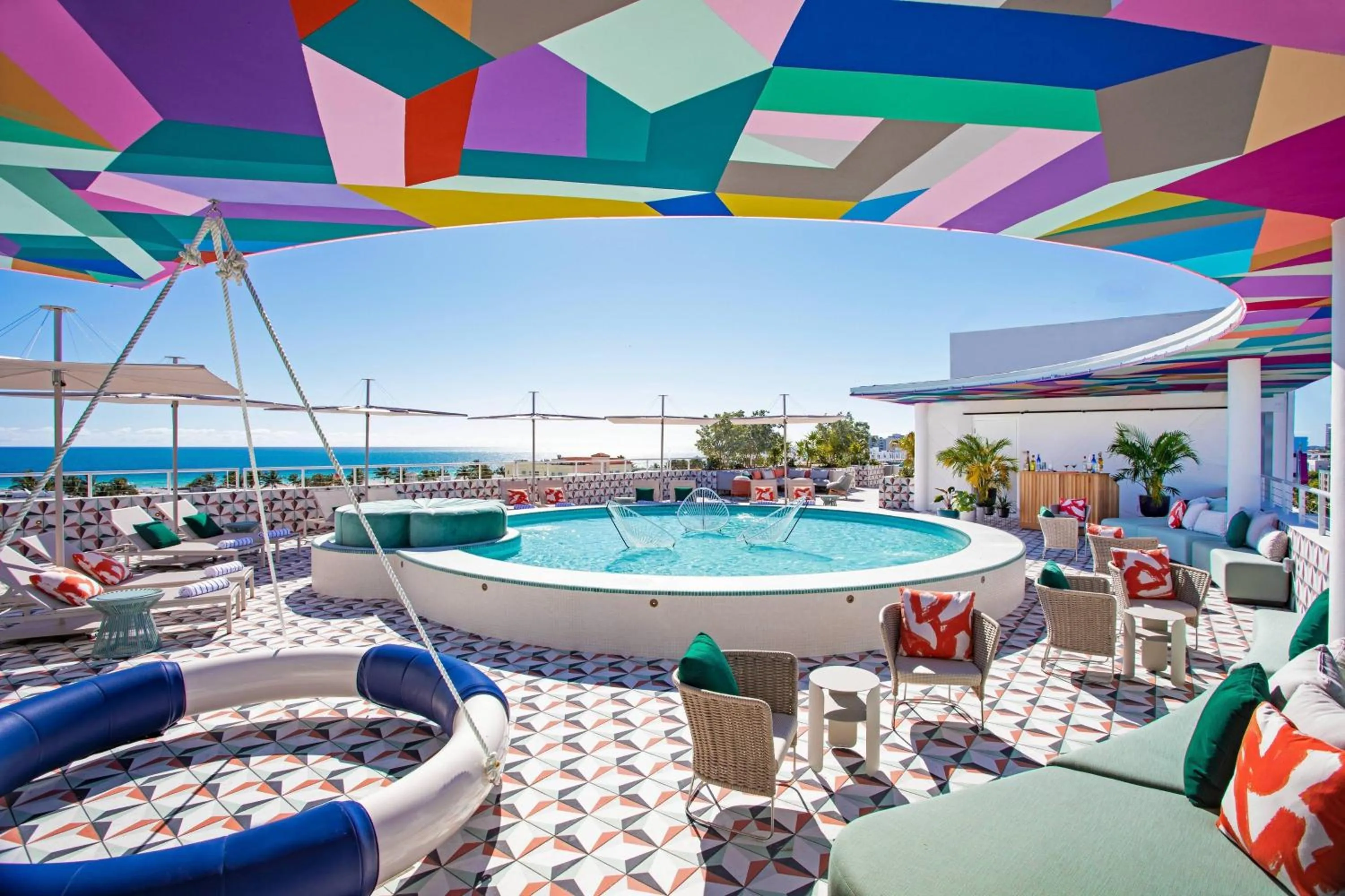 Swimming pool in Moxy Miami South Beach