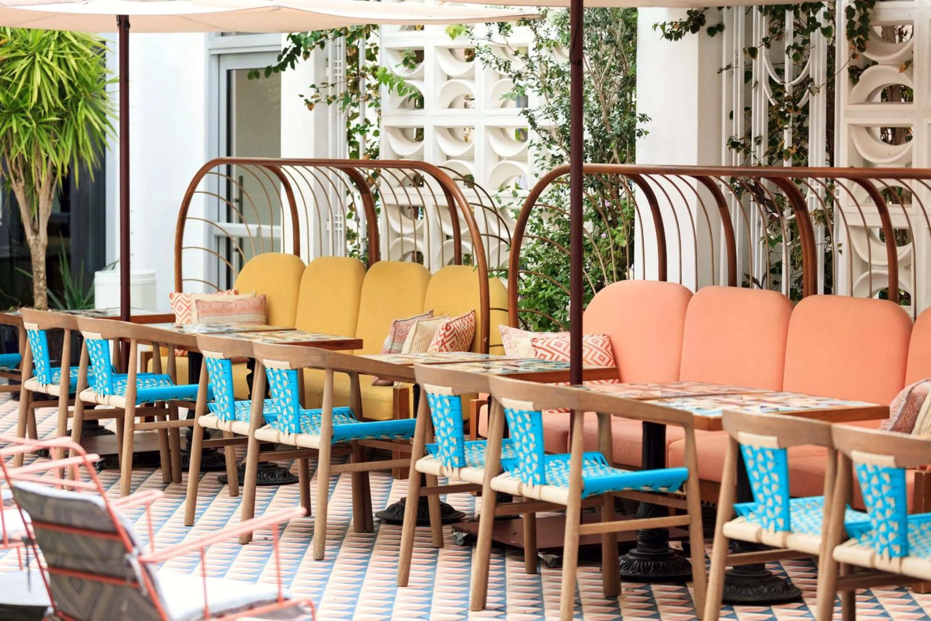 Meeting/conference room in Moxy Miami South Beach