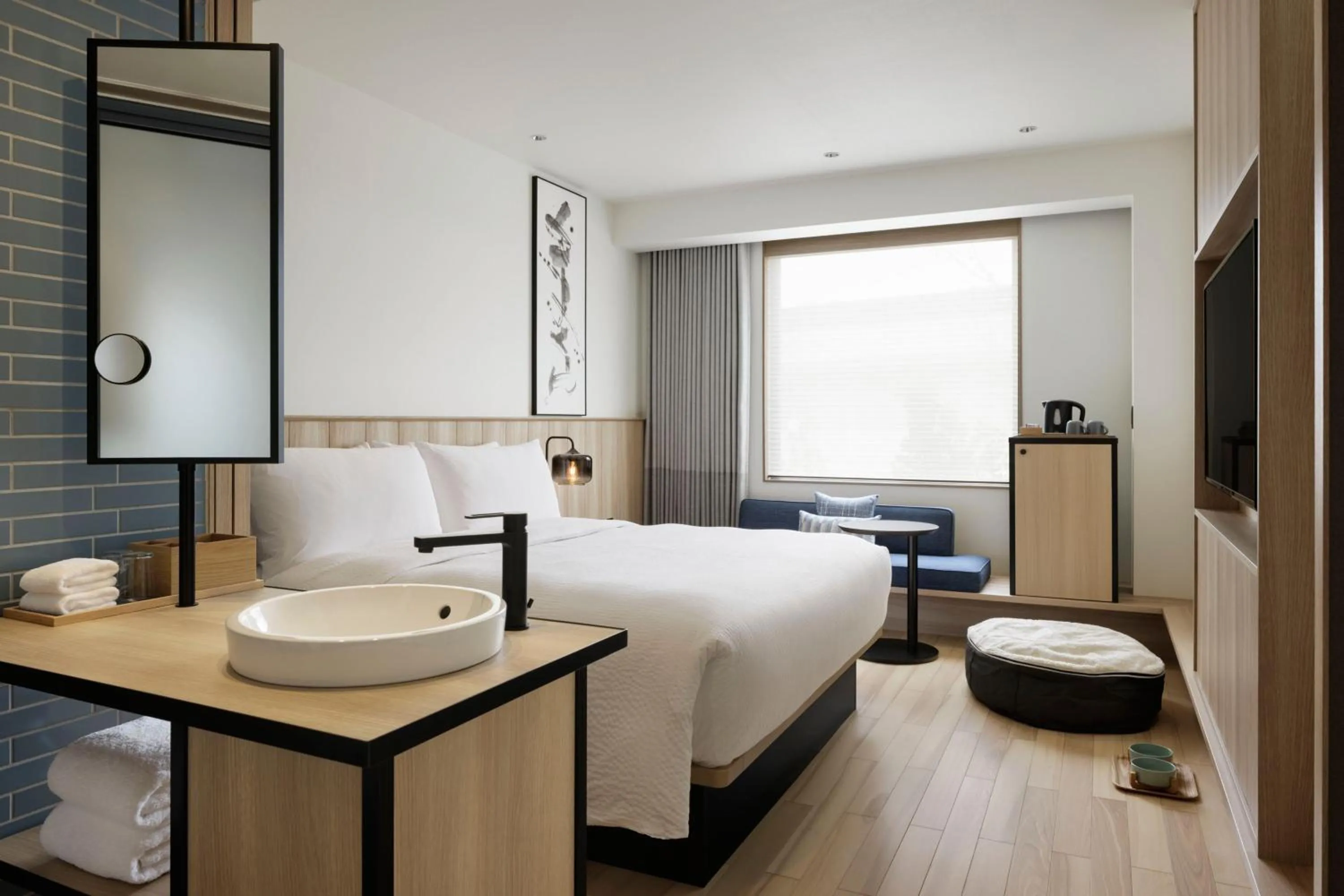 Photo of the whole room, Bed in Fairfield by Marriott Gifu Seiryu Satoyama Park