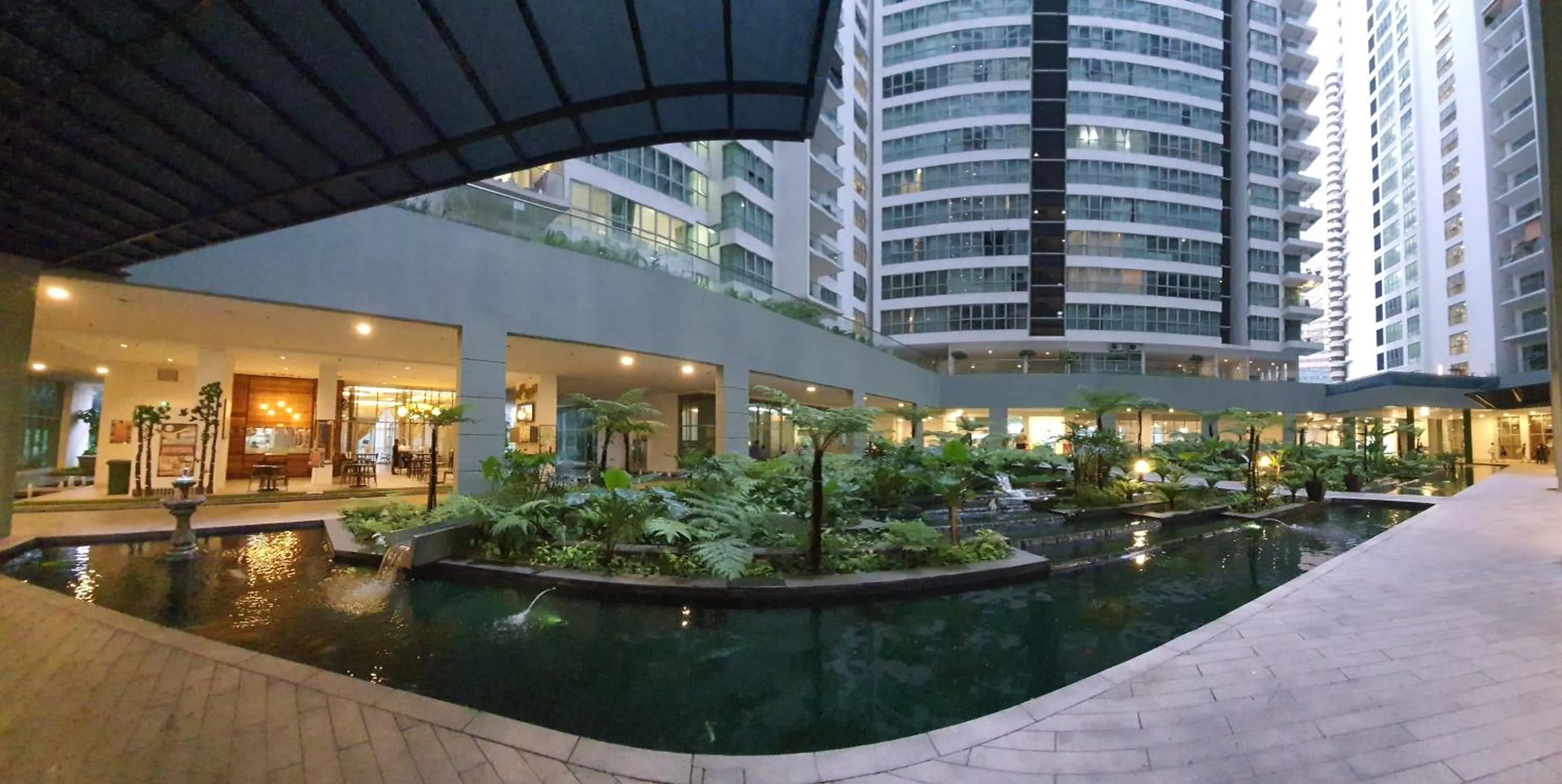 Regalia Residence KLCC View by iLuxHome