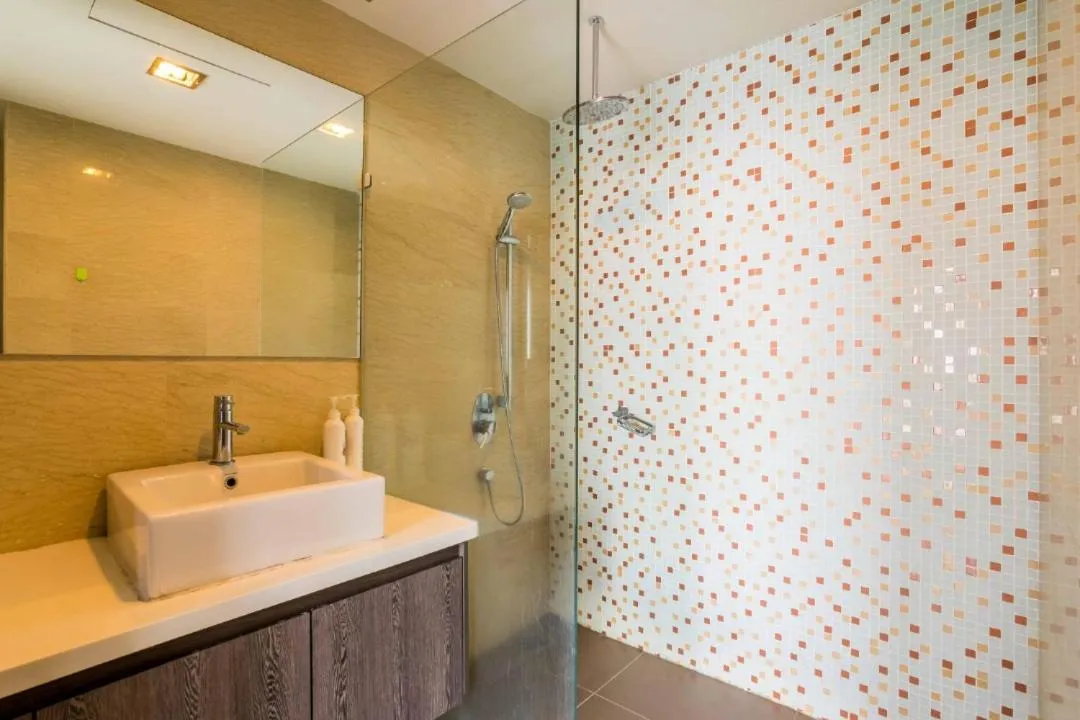 Regalia Residence KLCC View by iLuxHome