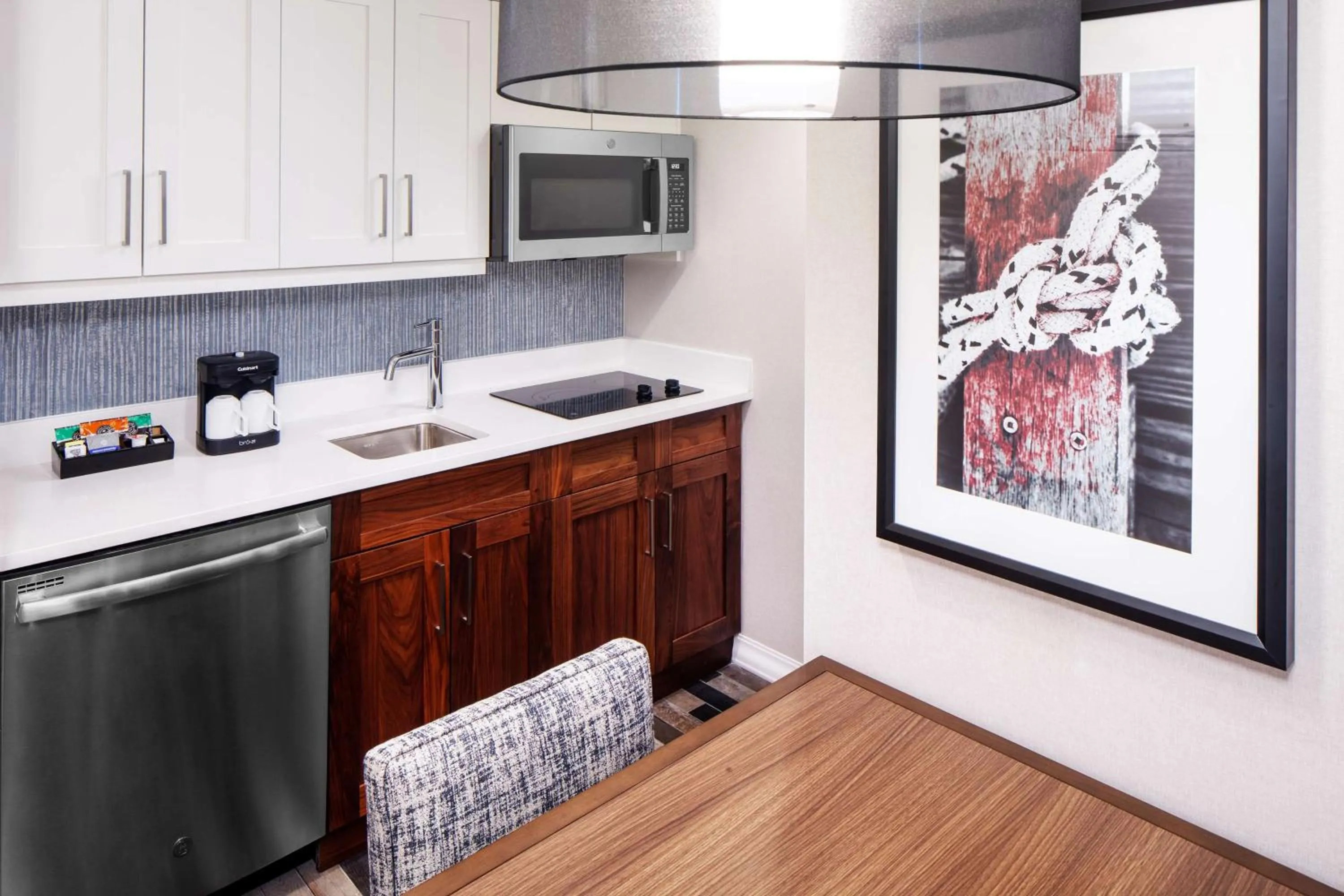 Kitchen or kitchenette in Homewood Suites by Hilton Boston Seaport District