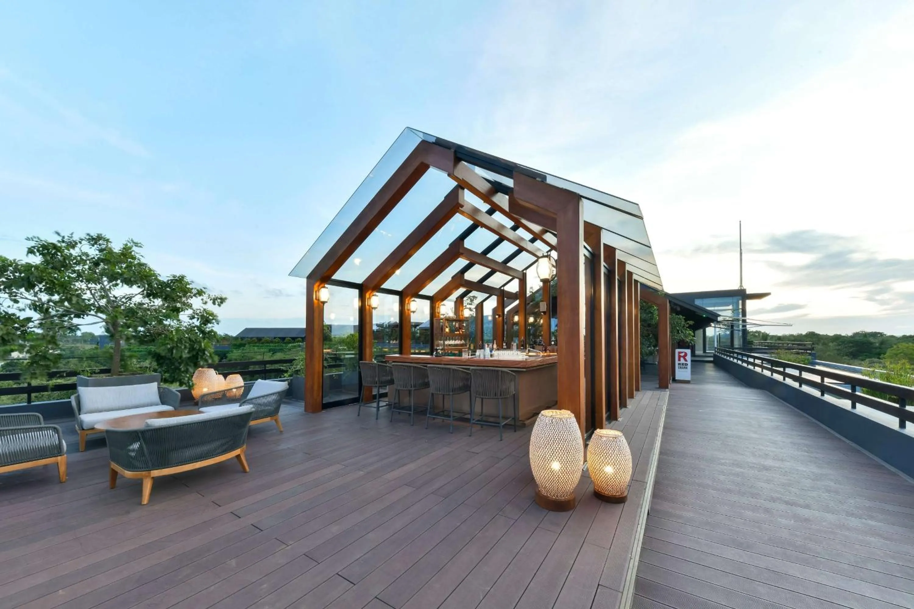 Restaurant/places to eat in DoubleTree by Hilton Weerawila Rajawarna Resort