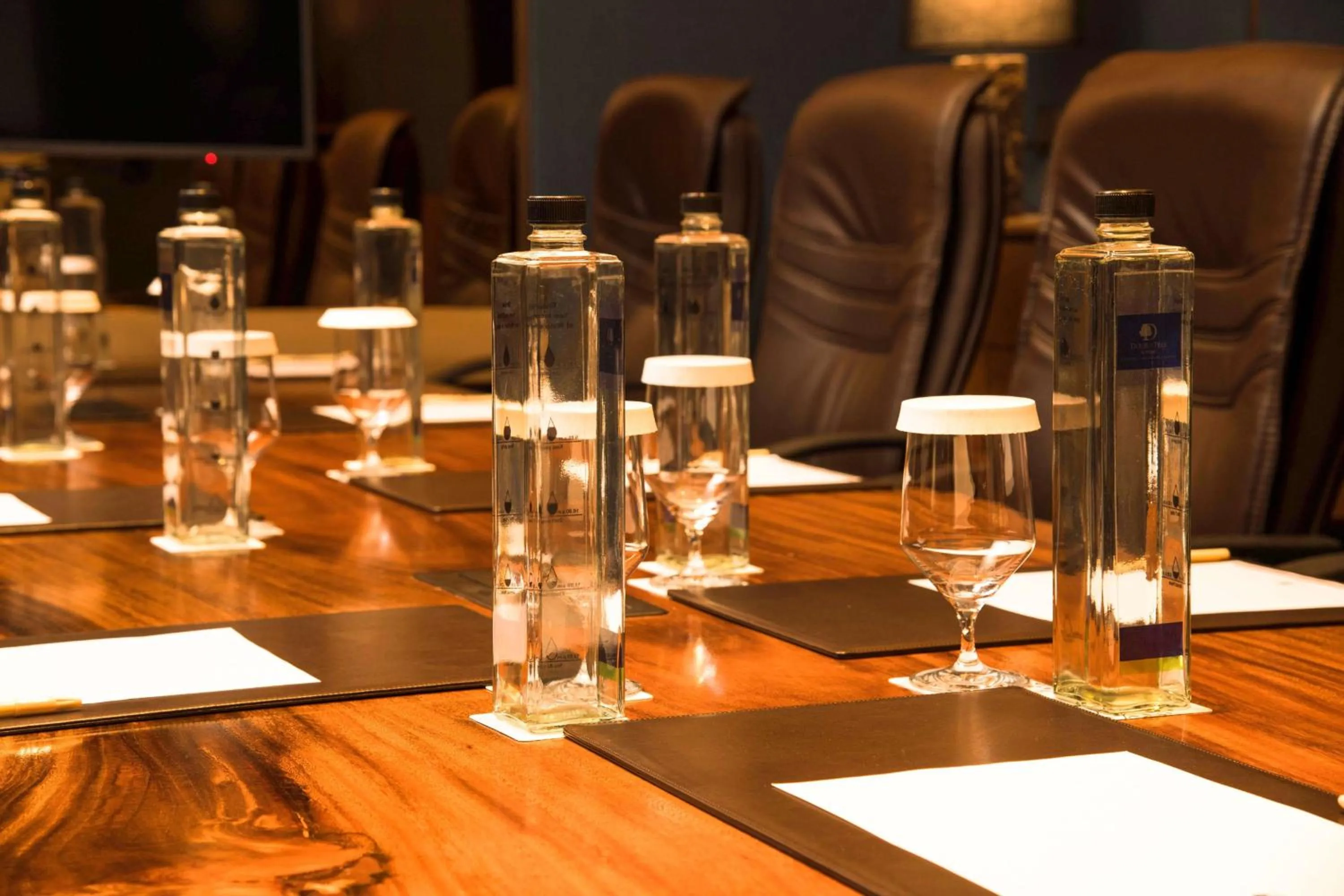 Meeting/conference room in DoubleTree by Hilton Weerawila Rajawarna Resort