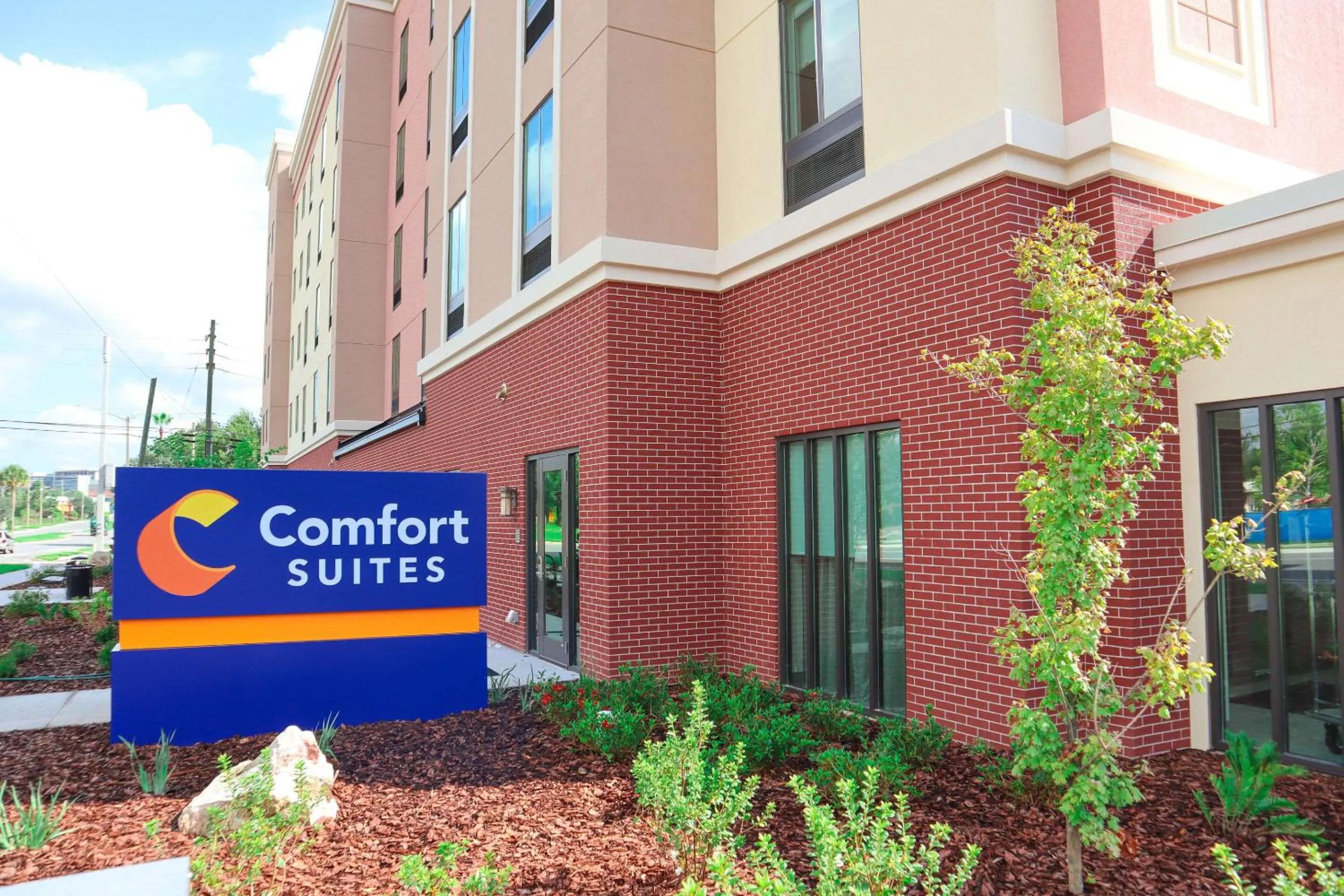 Property building in Comfort Suites Gainesville Near University