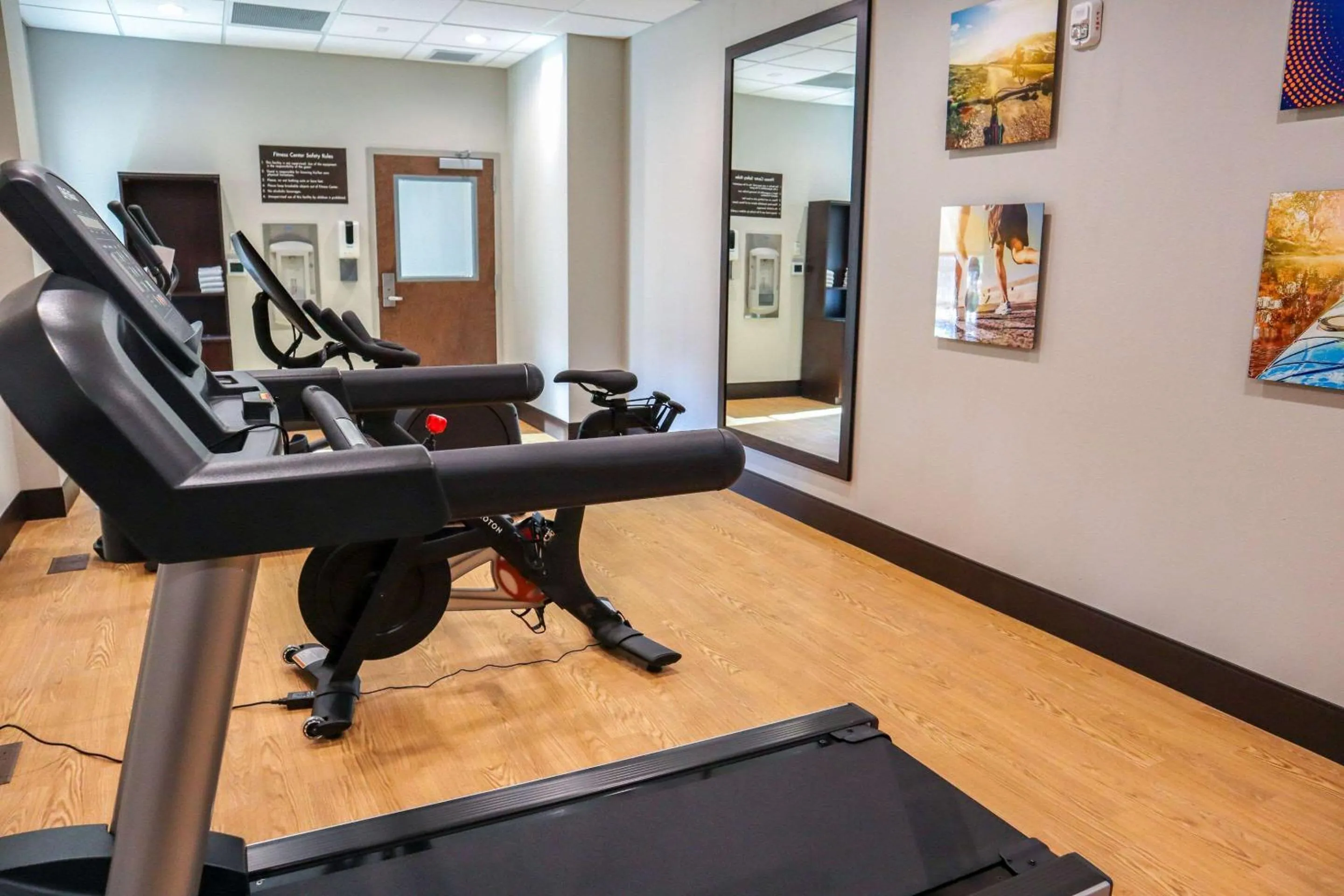 Fitness centre/facilities in Comfort Suites Gainesville Near University