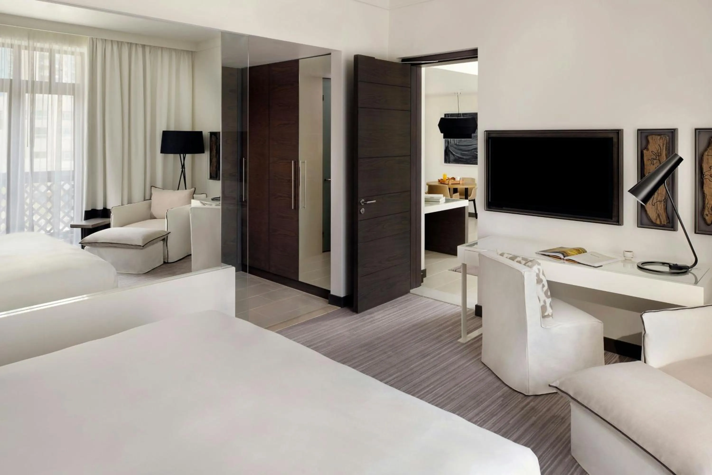 Photo of the whole room, Bed in Hotel Boulevard, Autograph Collection, Downtown Dubai