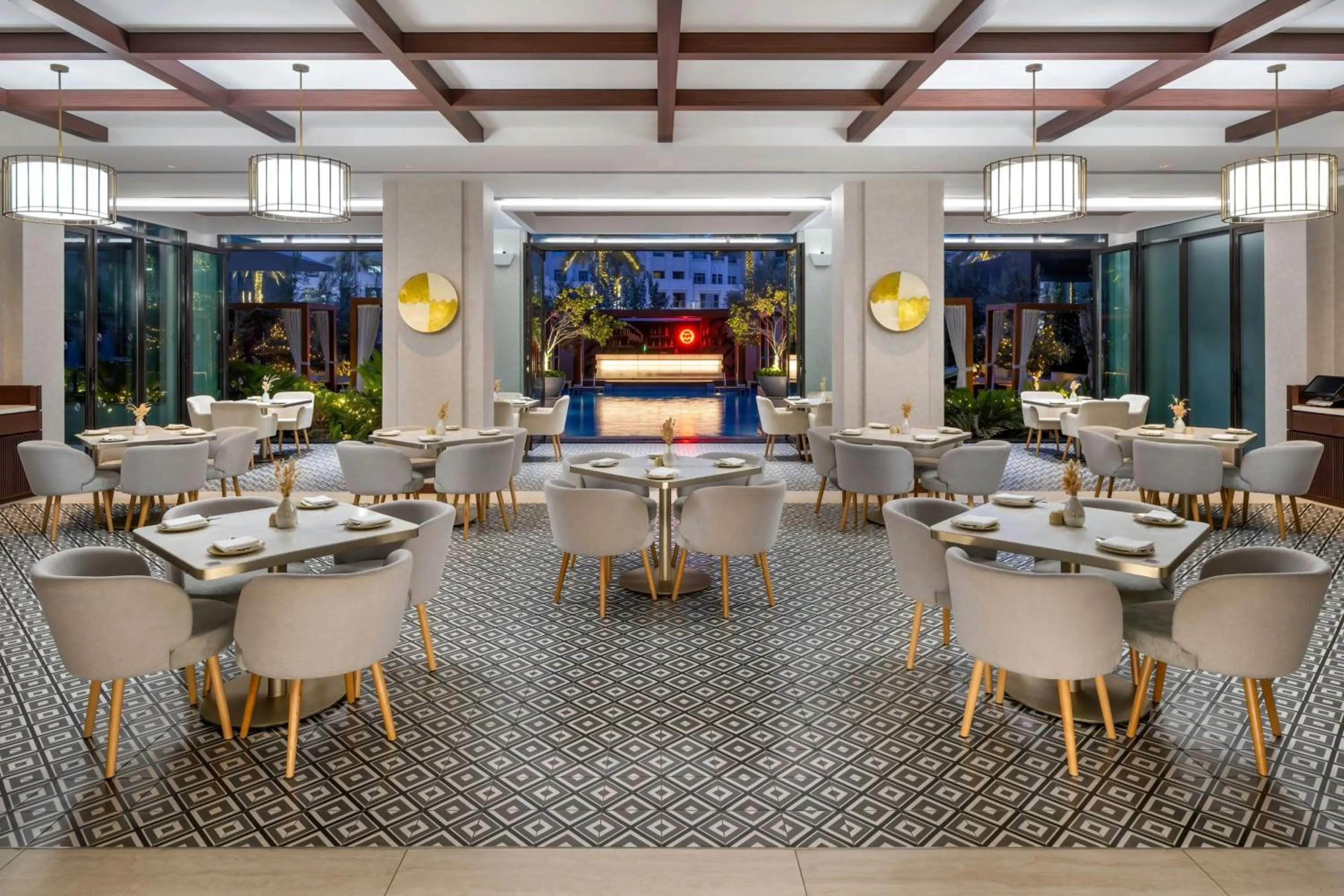 Restaurant/places to eat in Hotel Boulevard, Autograph Collection, Downtown Dubai