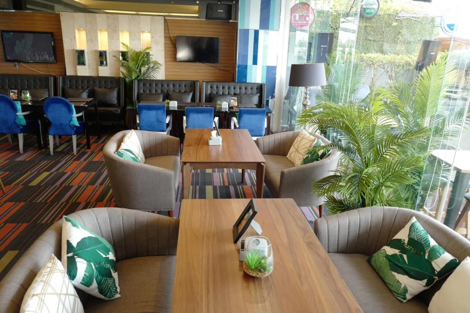 Chaisaeng Palace Hotel