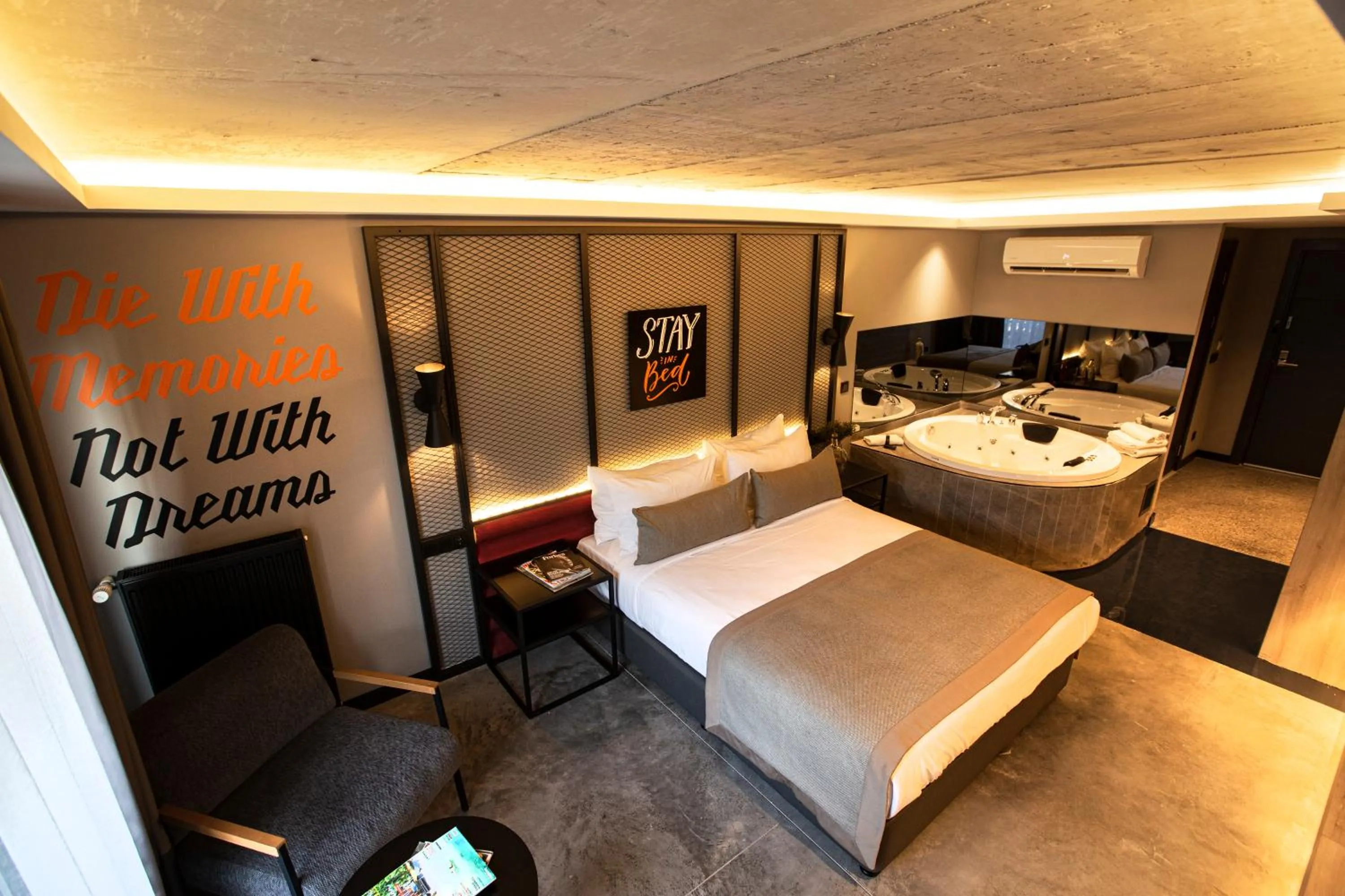 Photo of the whole room, Bed in Cityloft 64