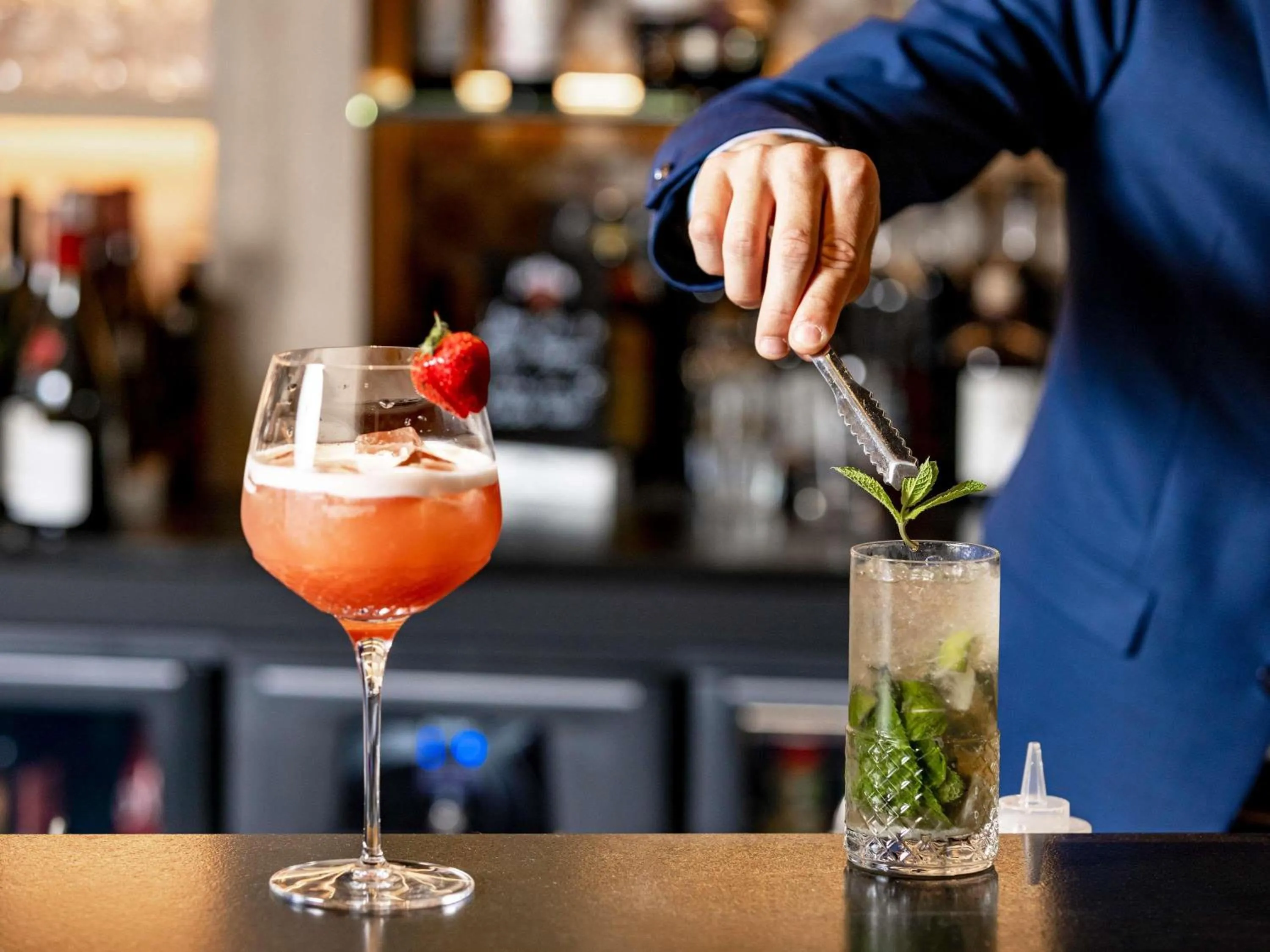 Lounge or bar in Novotel Megève Mont-Blanc