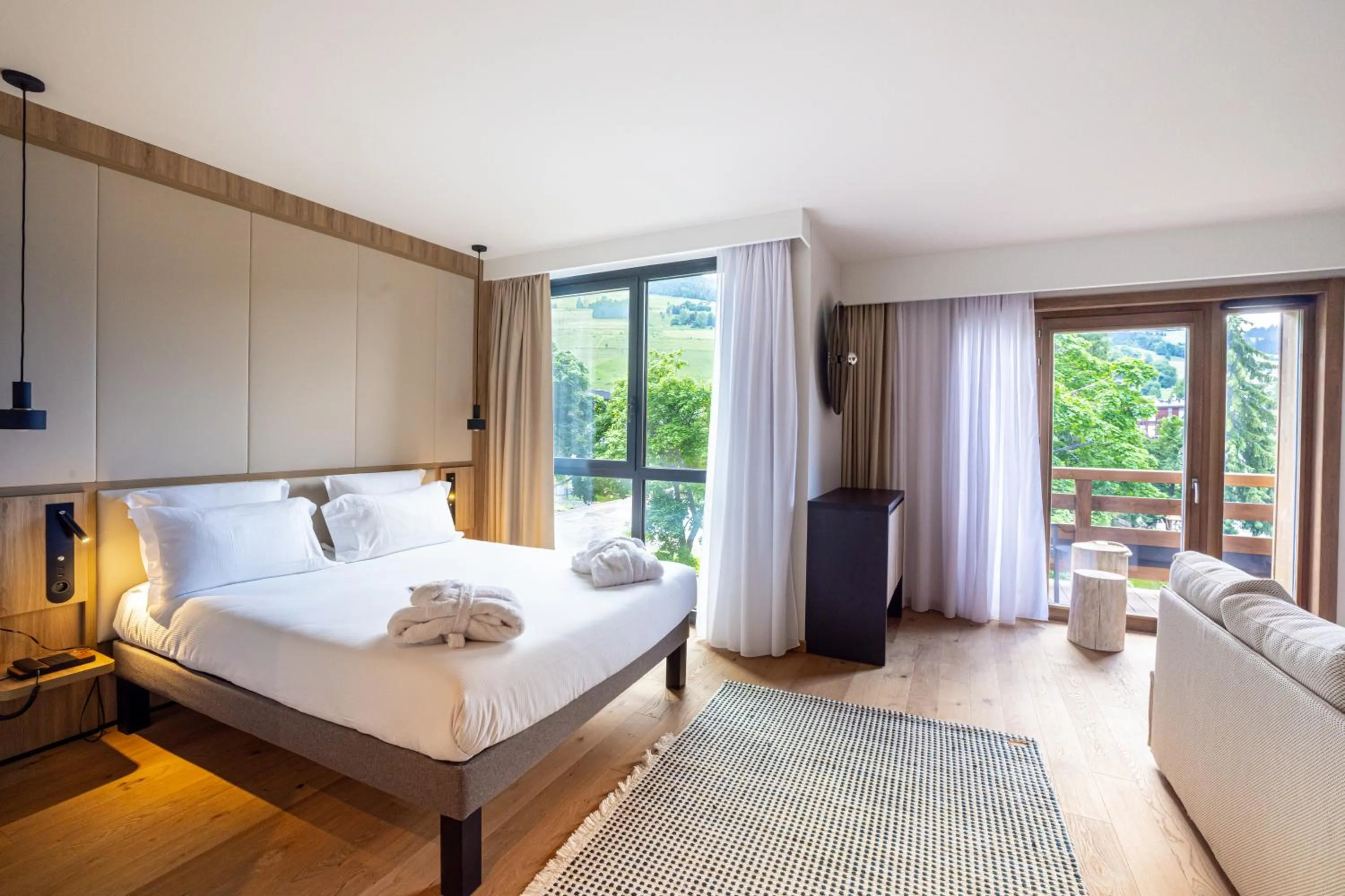 Bedroom, Bed in Novotel Megève Mont-Blanc