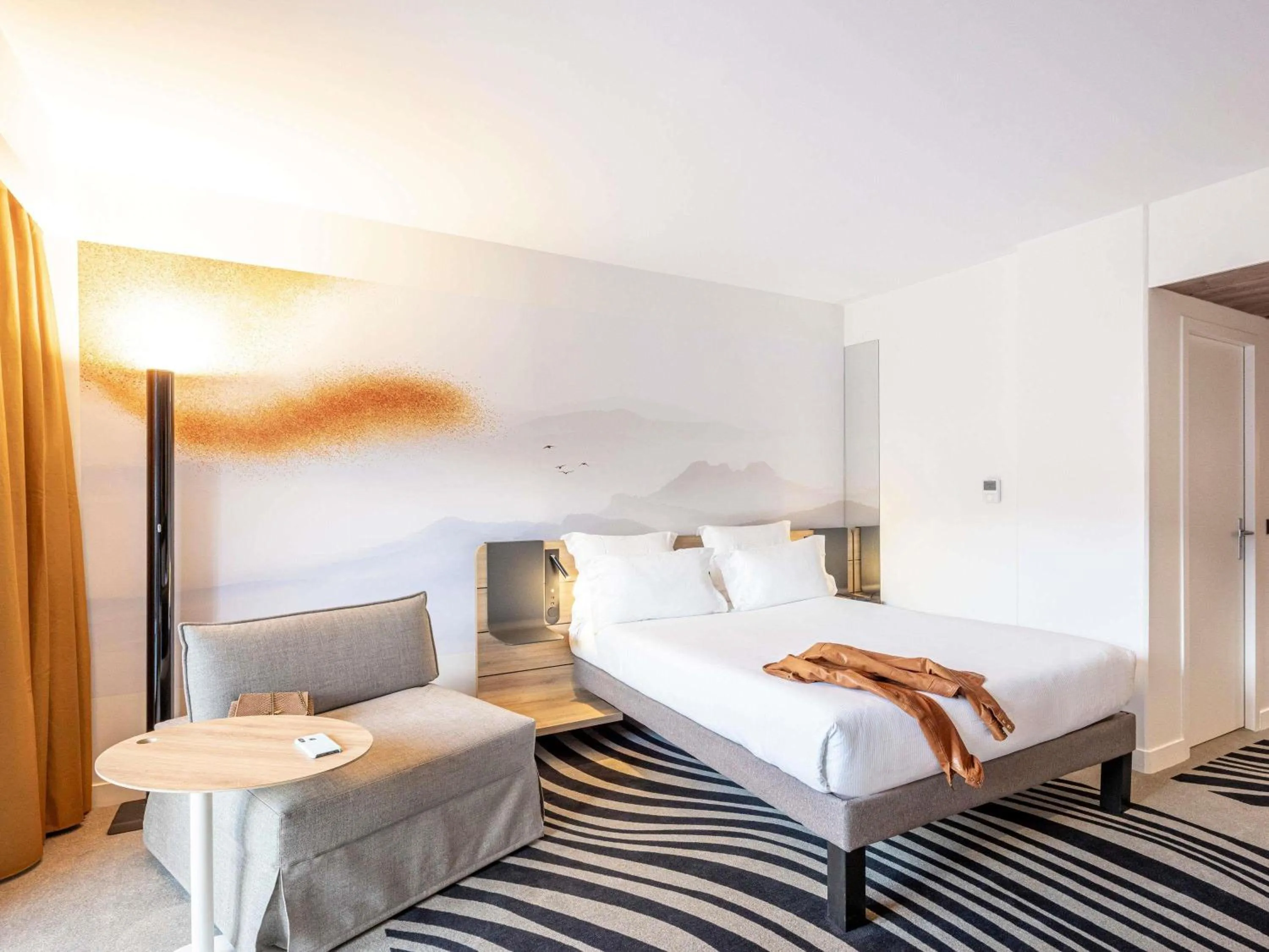 Bedroom, Bed in Novotel Megève Mont-Blanc