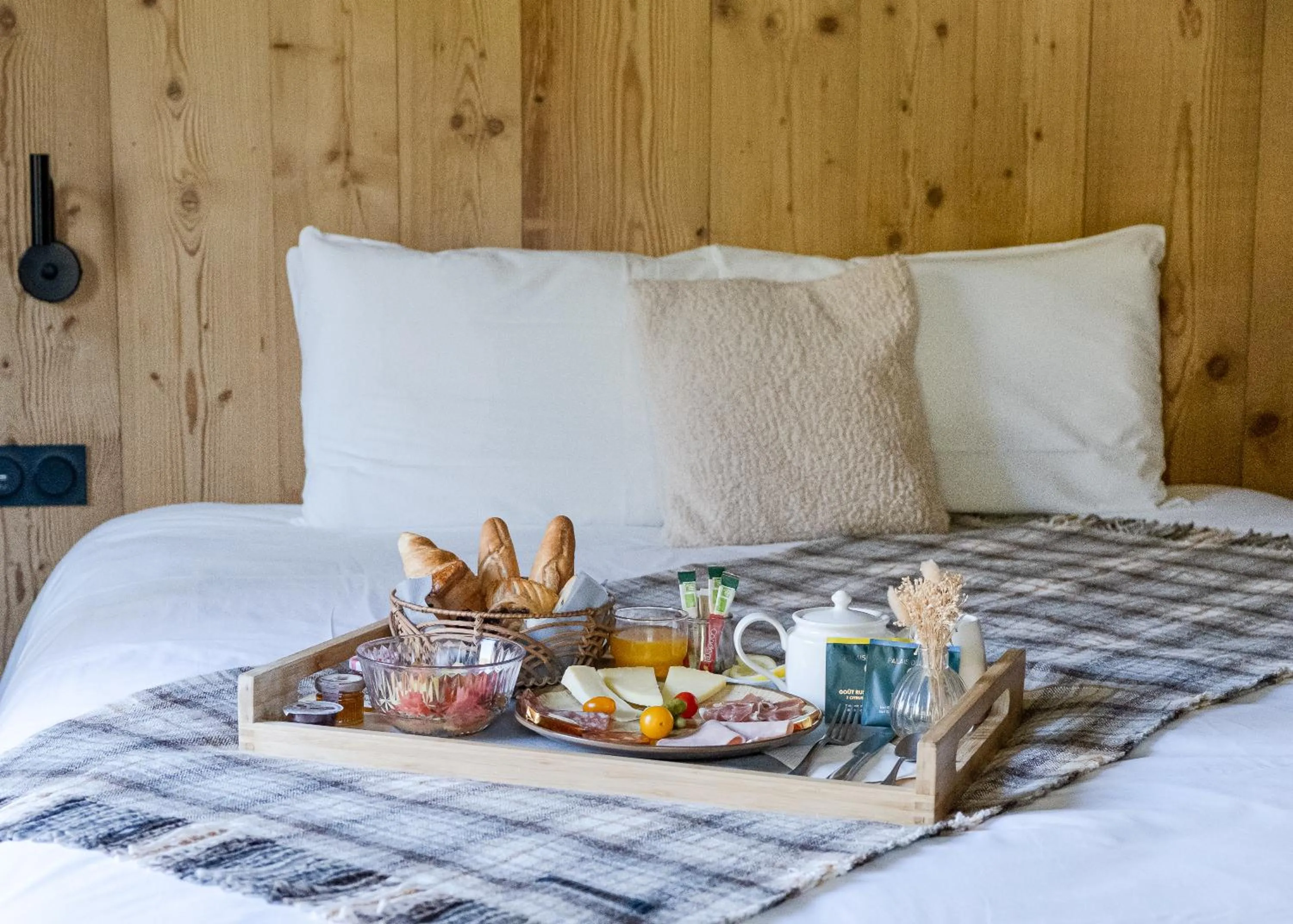 Breakfast, Bed in Mercure Peyragudes Loudenvielle Pyrénées