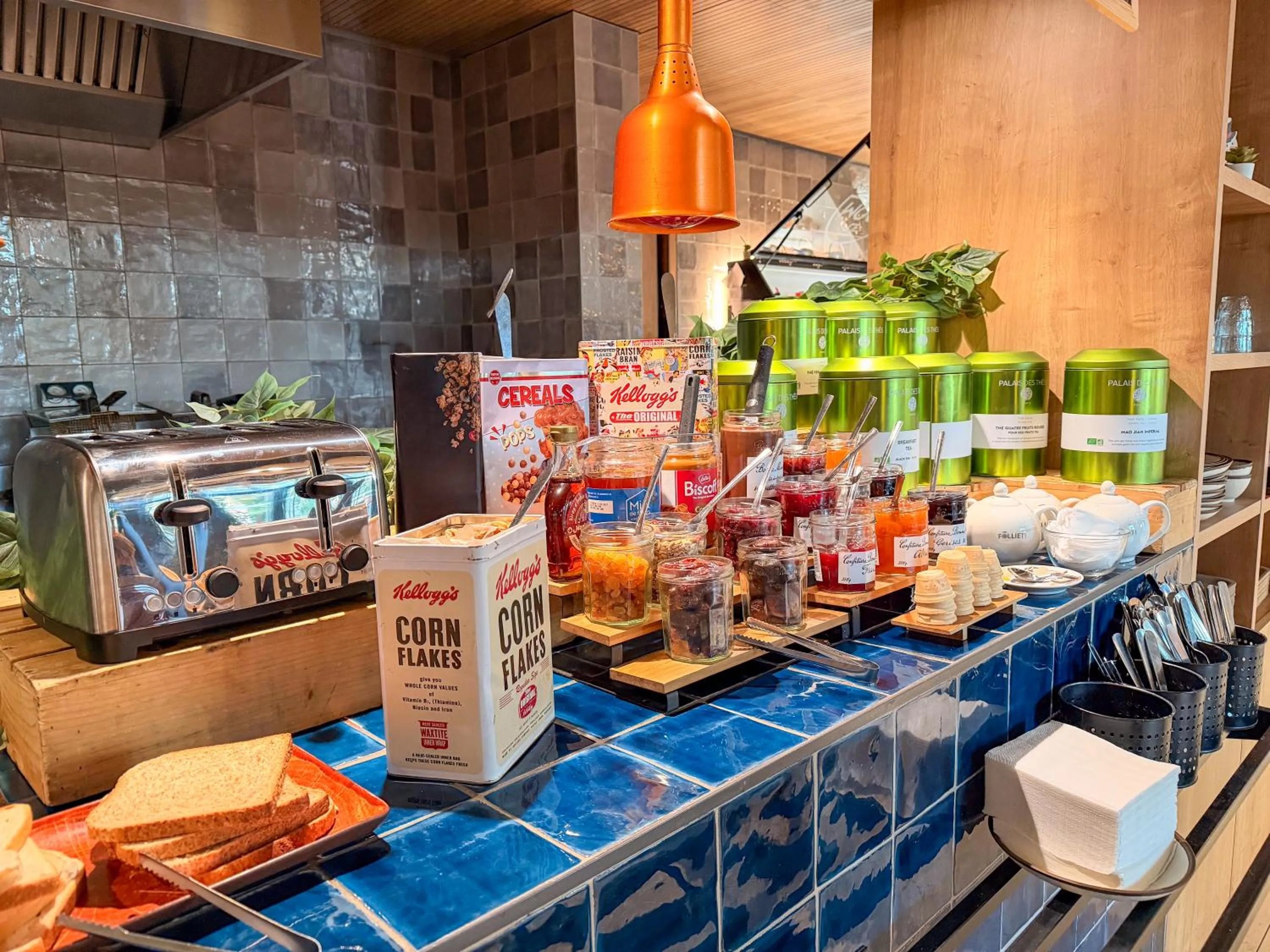 Breakfast in Ibis Lunel Petite Camargue