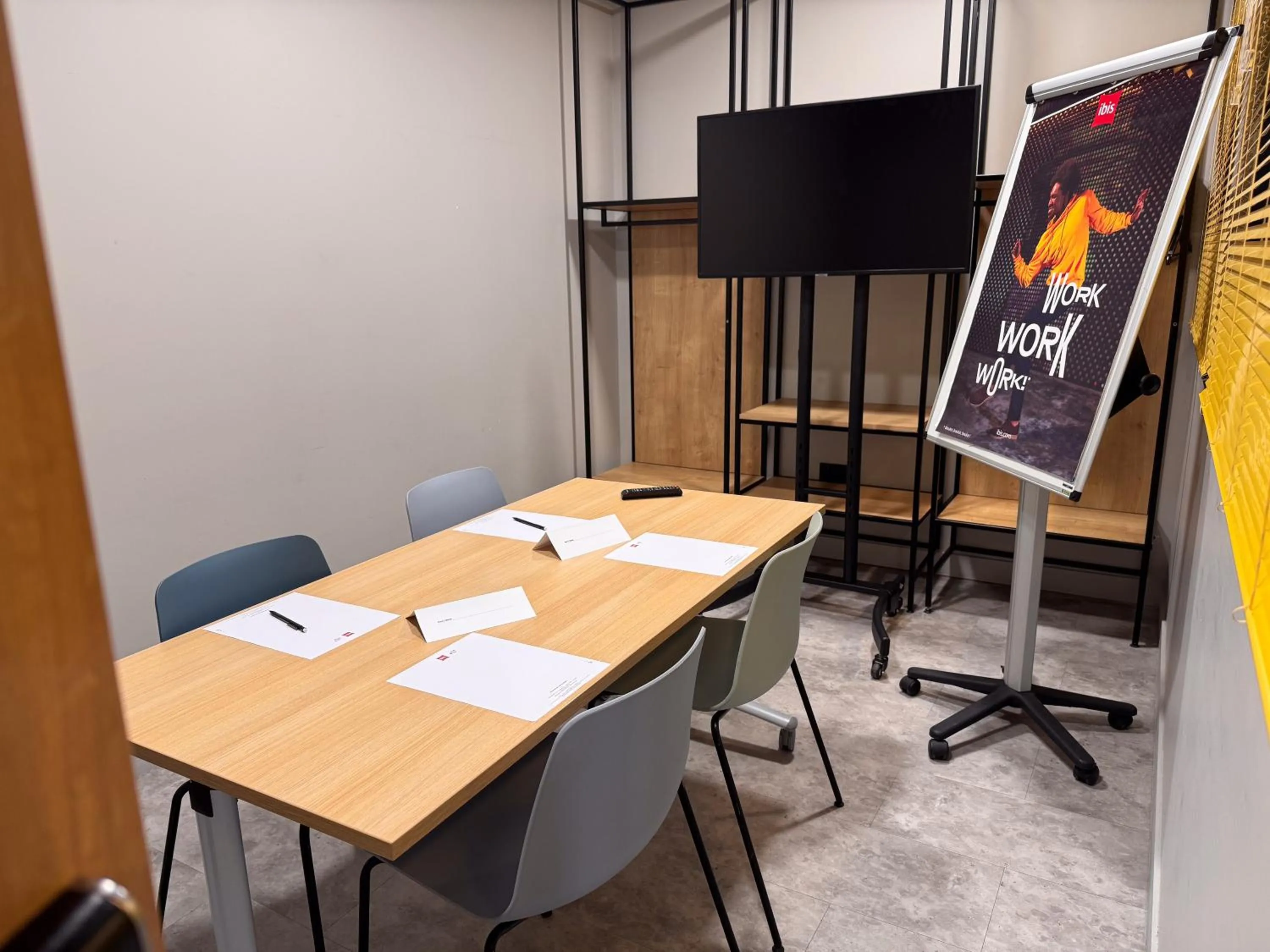 Meeting/conference room in Ibis Lunel Petite Camargue