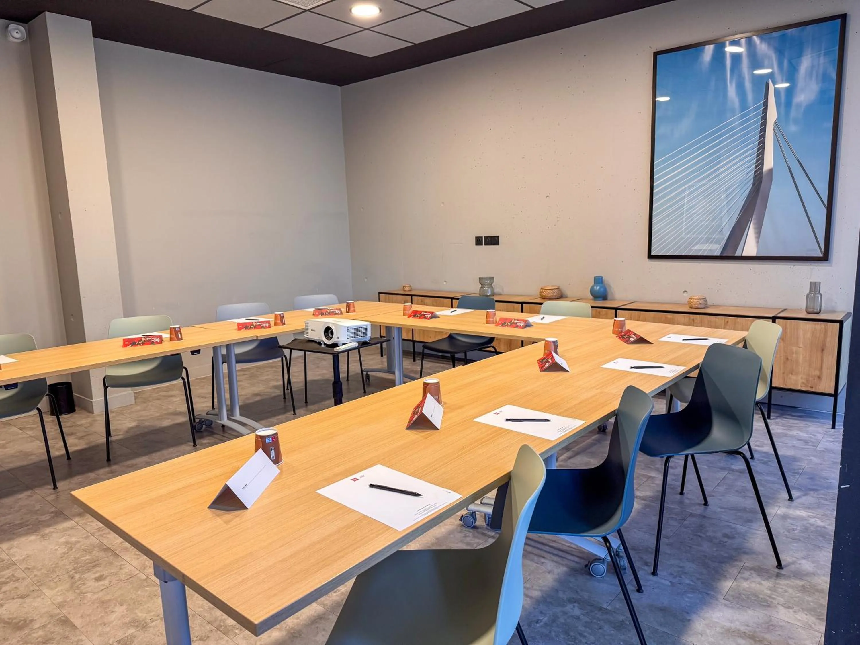 Meeting/conference room in Ibis Lunel Petite Camargue