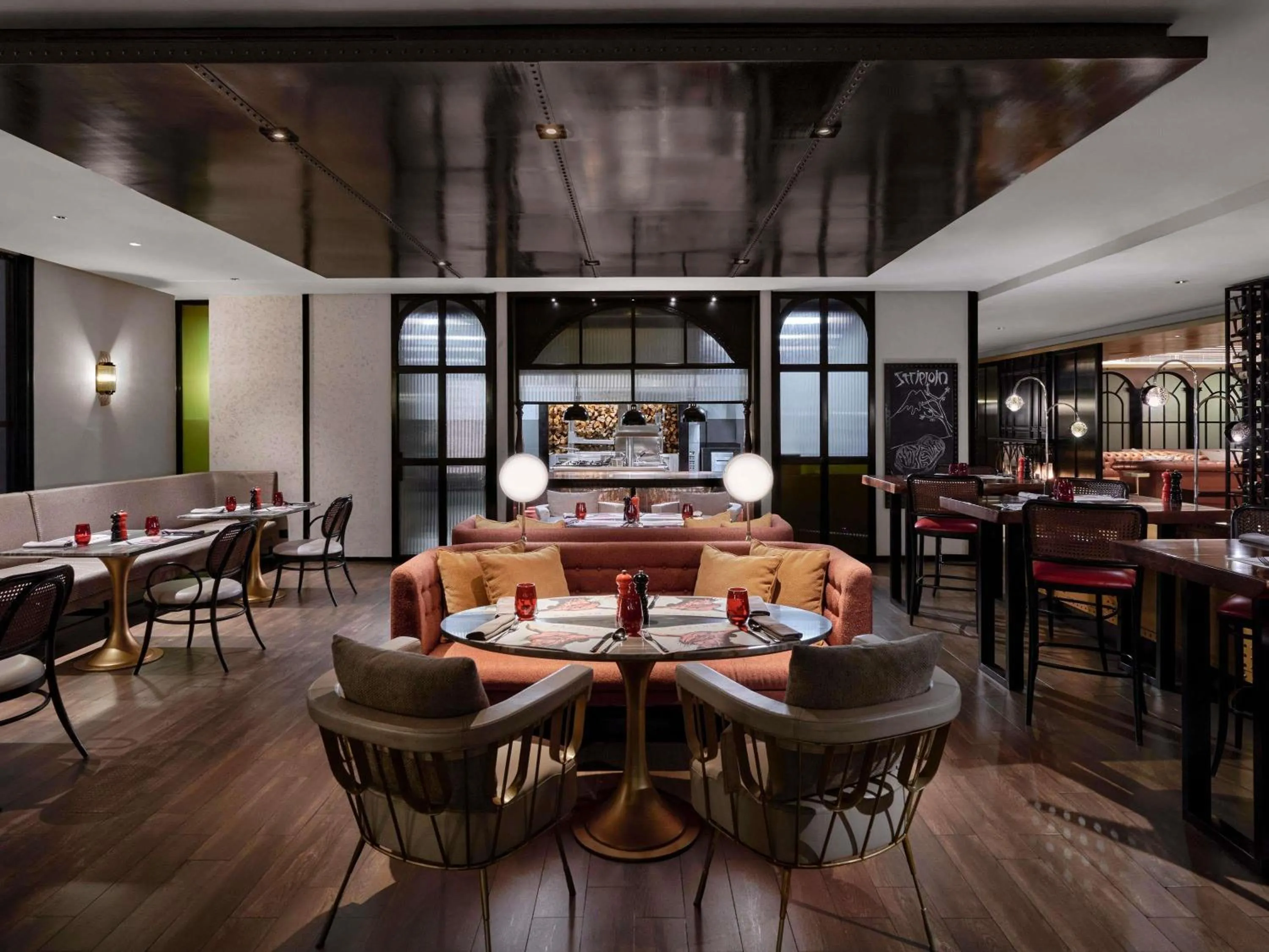 Restaurant/places to eat in Pullman Bandung Grand Central