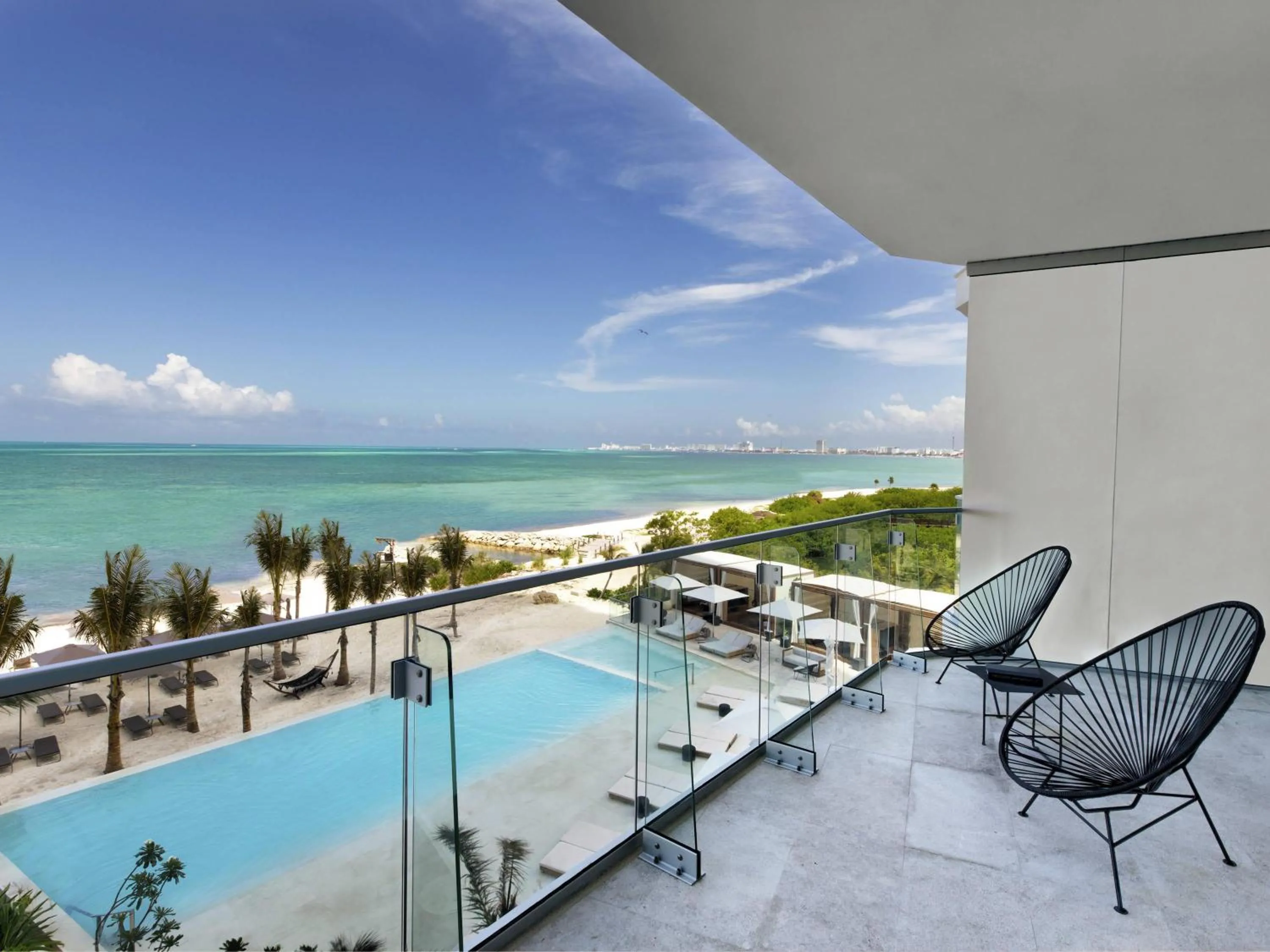 Bedroom in SLS Cancun