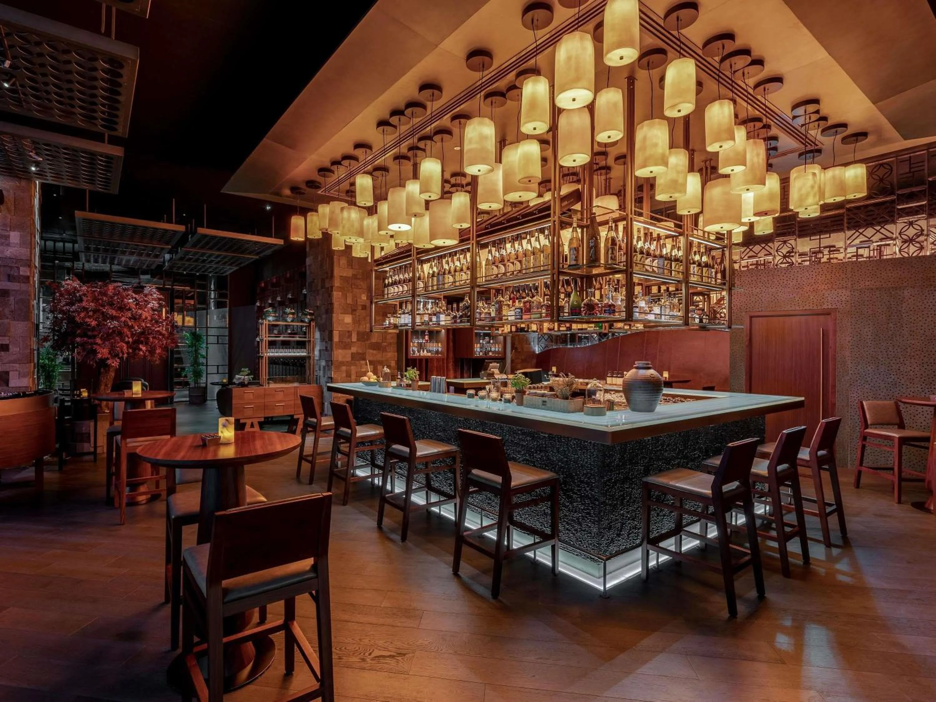 Restaurant/places to eat in Sofitel Dubai The Obelisk