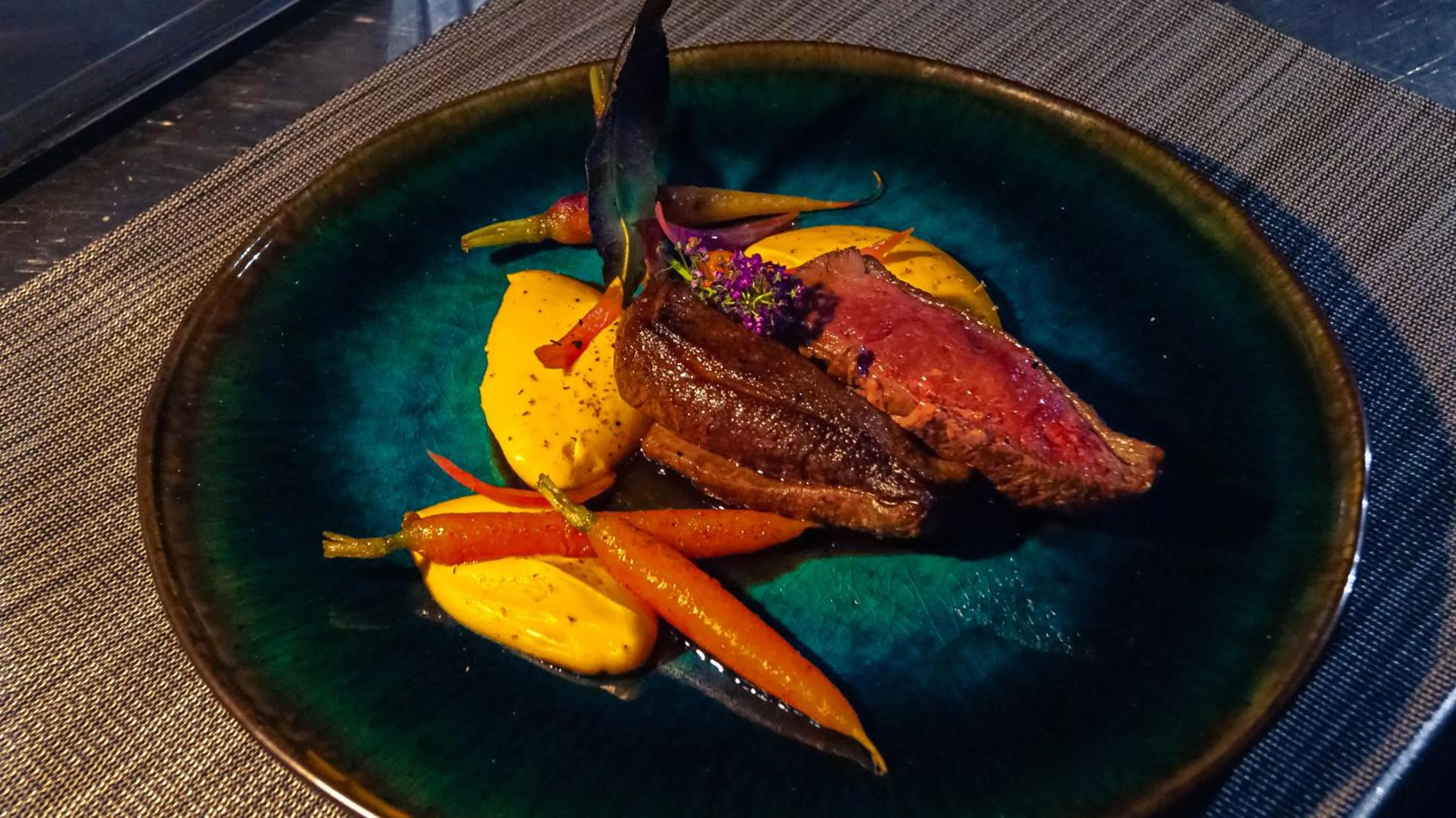 Restaurant/places to eat in Hotel la Turra