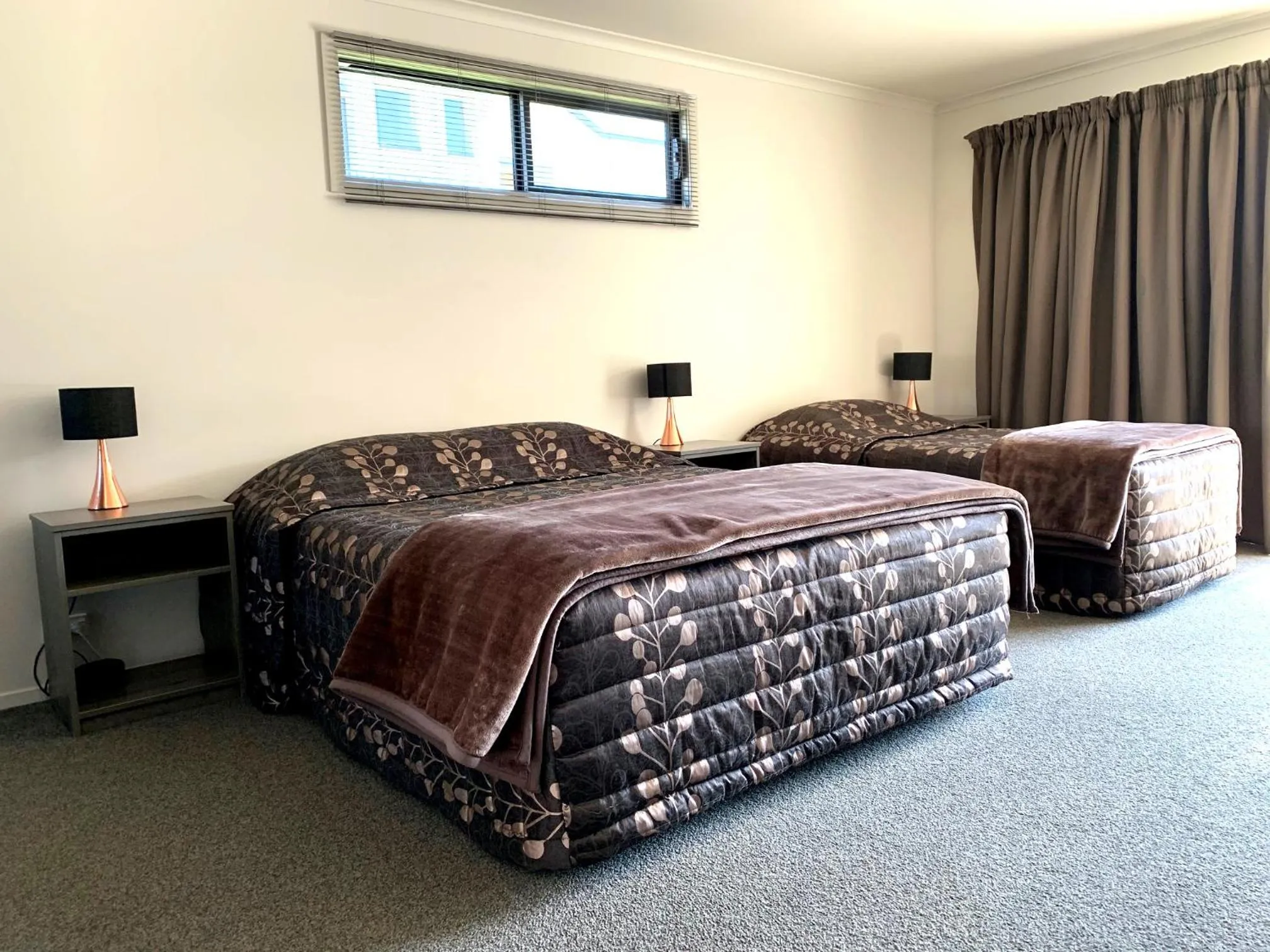 Bed in Temuka Motel