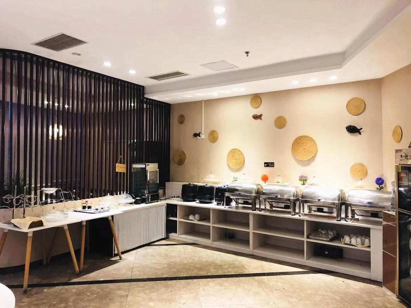 Lavande Hotel Rizhao Haiqu East Road RT-Mart Store