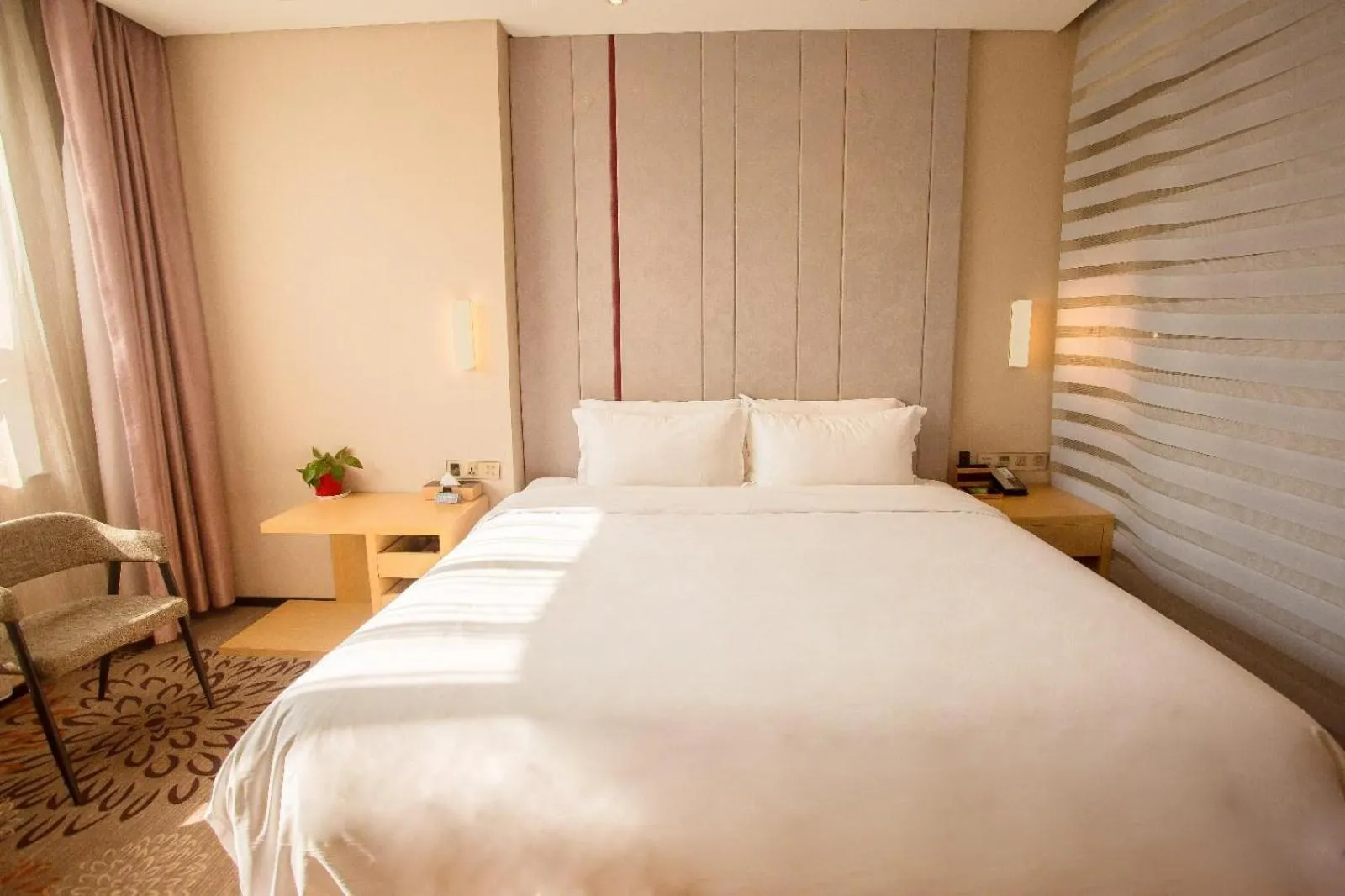 Lavande Hotel Rizhao Haiqu East Road RT-Mart Store