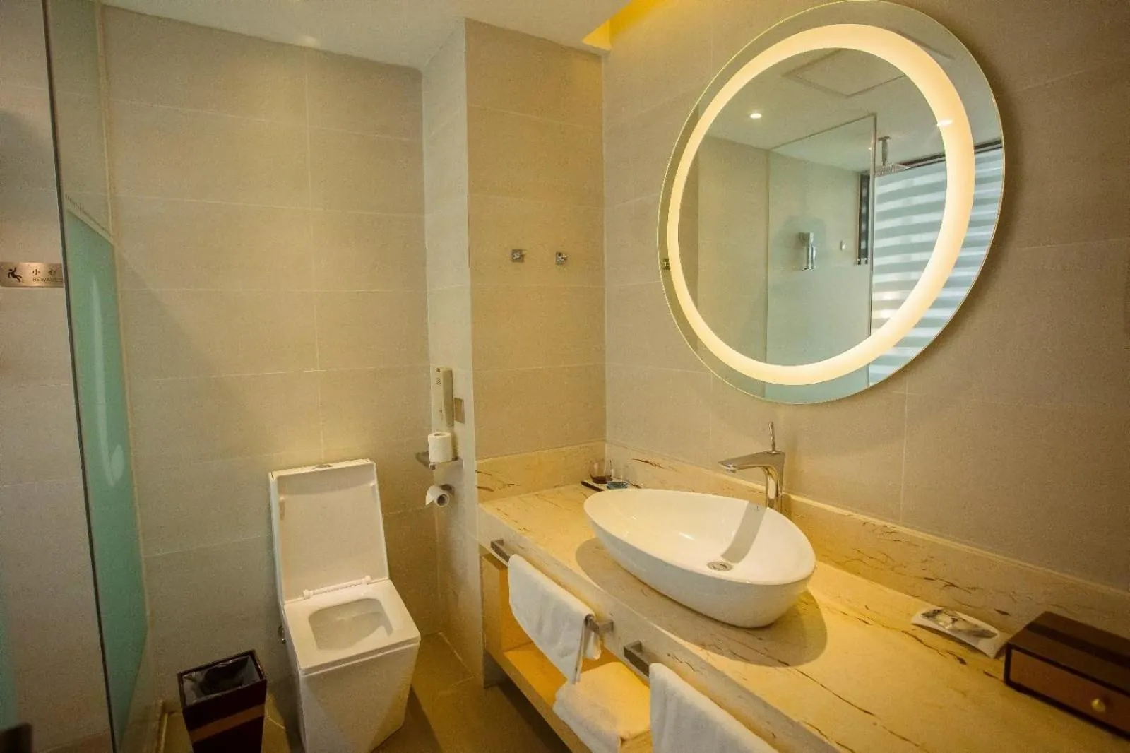 Lavande Hotel Rizhao Haiqu East Road RT-Mart Store