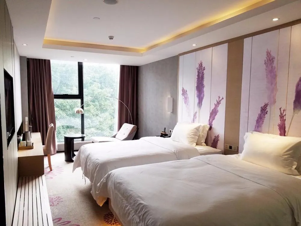 Bed in Lavande Hotel Shenzhen Baoan Haiya Binfencheng