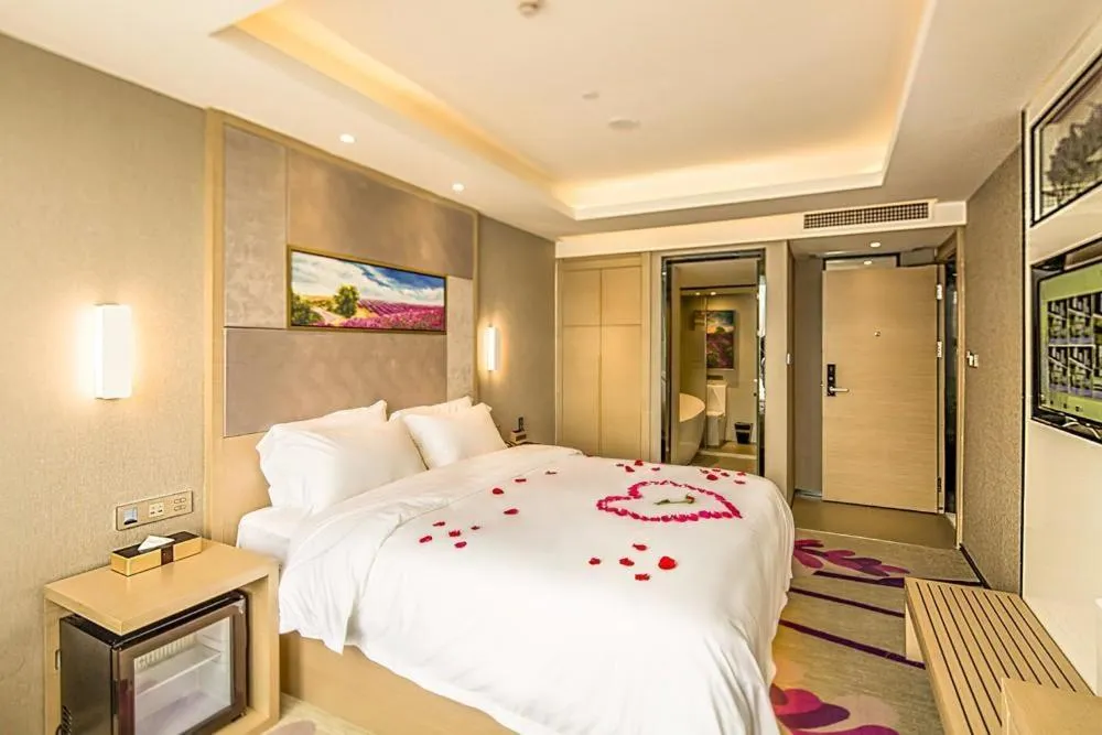 Bed in Lavande Hotel Shenzhen Baoan Haiya Binfencheng