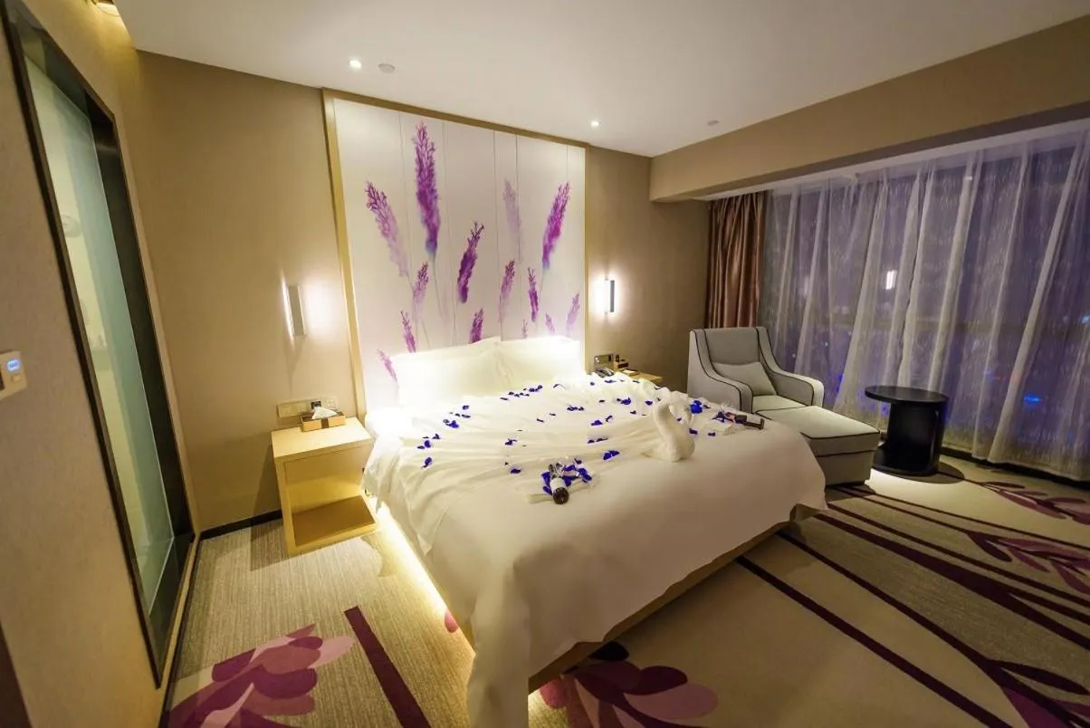 Bed in Lavande Hotel Haining Leather City Yintai Branch
