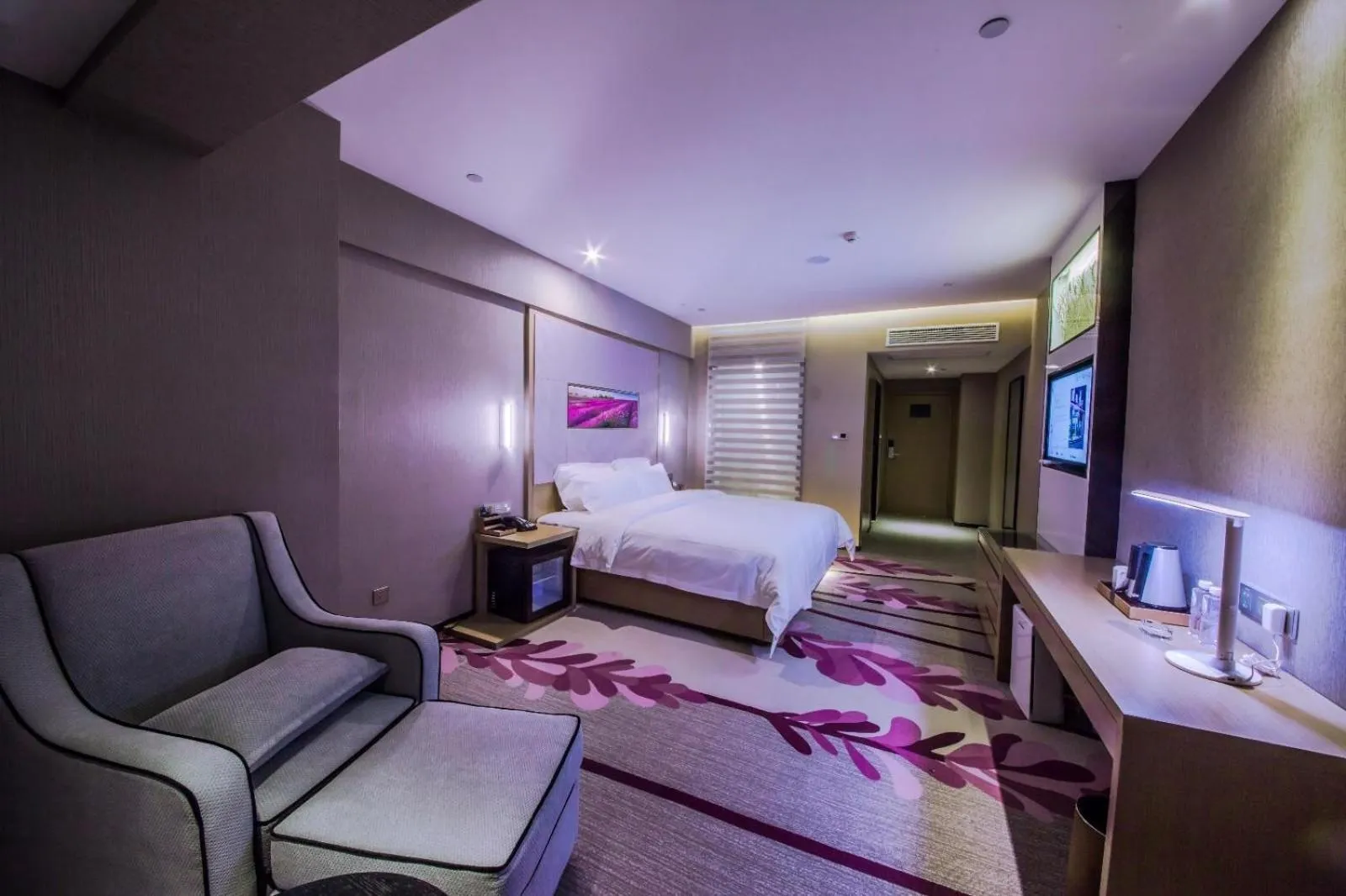 Bed in Lavande Hotel Haining Leather City Yintai Branch