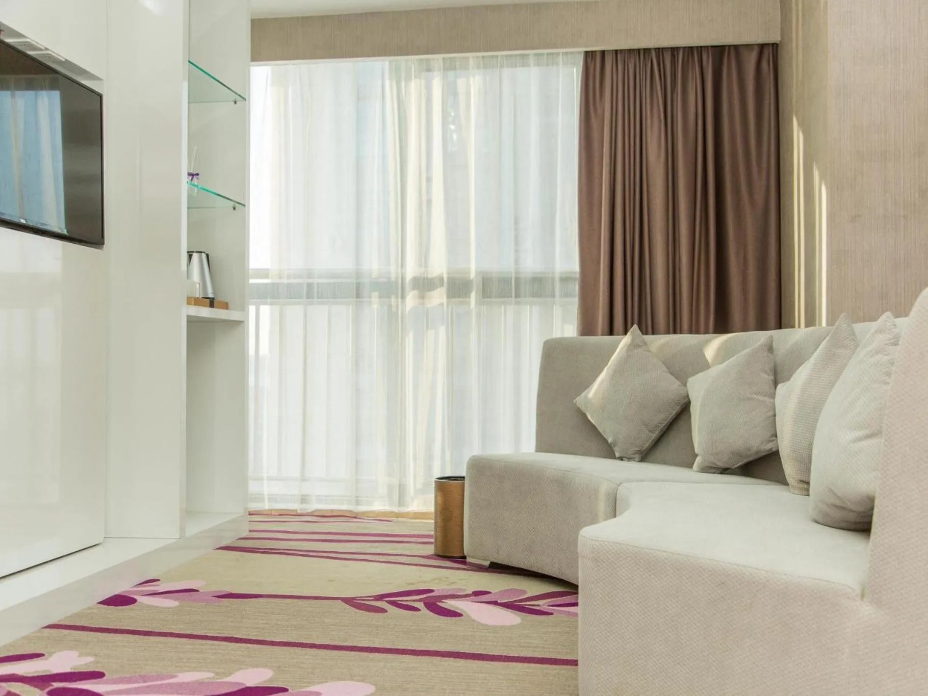 Lavande Hotels Xianning Tonghui Square Branch