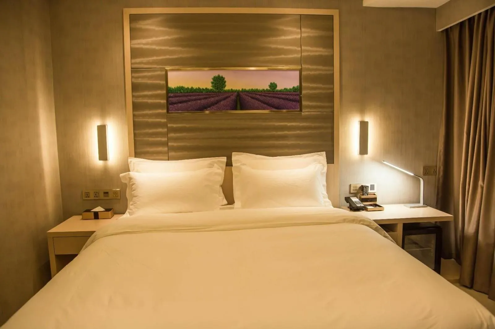 Bed in Lavande Hotels Xianning Tonghui Square Branch